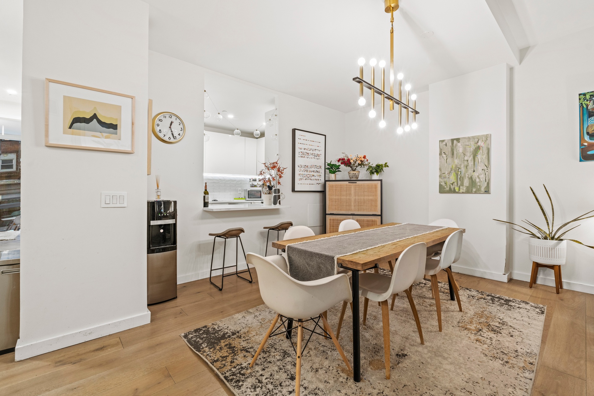 #4 photo, 4 W 21st Street, Flatiron , NY 10010