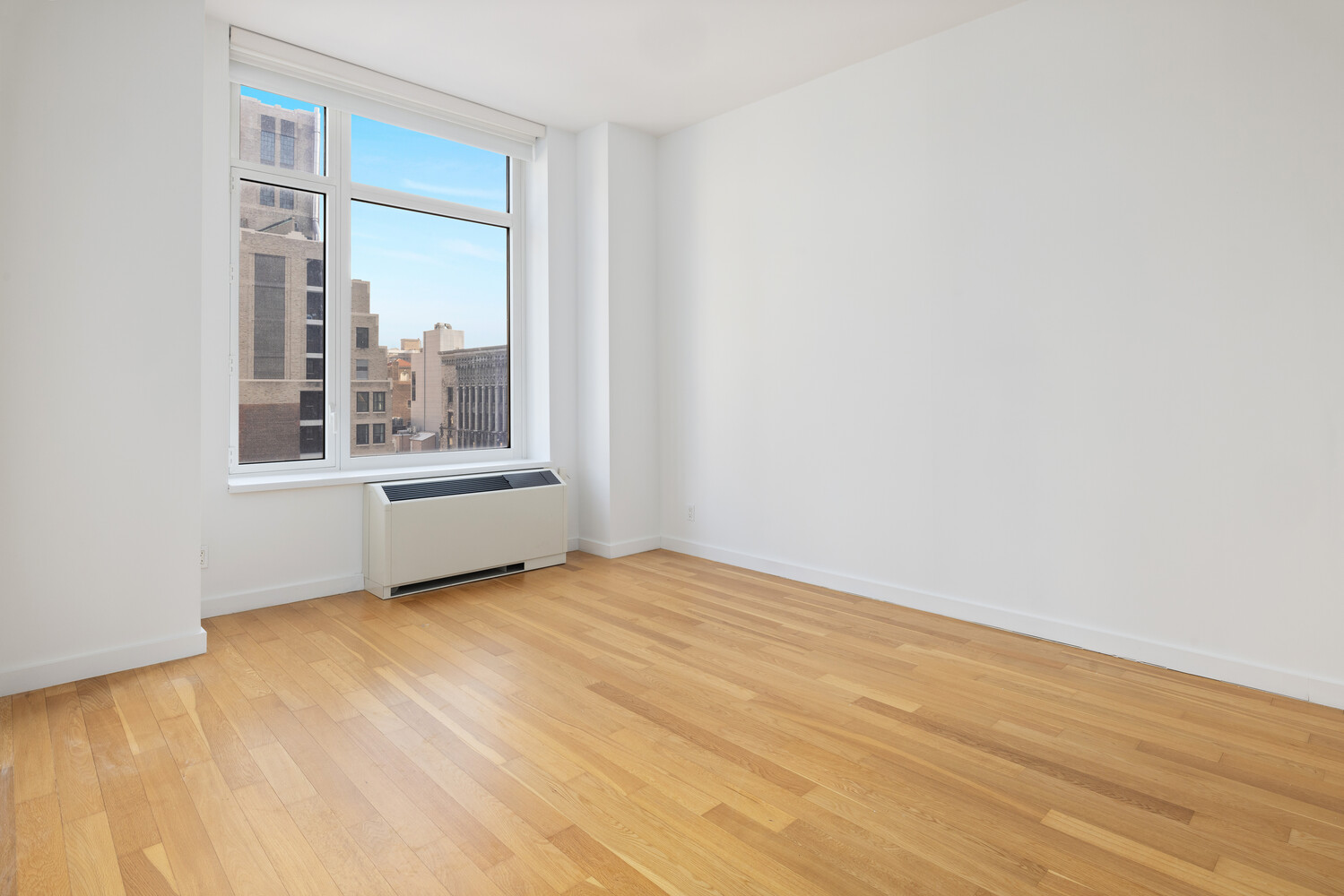 #14 photo, 325 5TH Avenue, Midtown , NY 10016