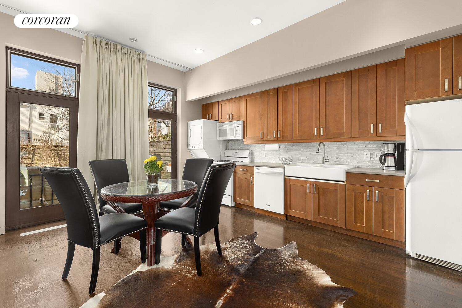 #5 photo, Long Island City, Long Island City , NY 11101