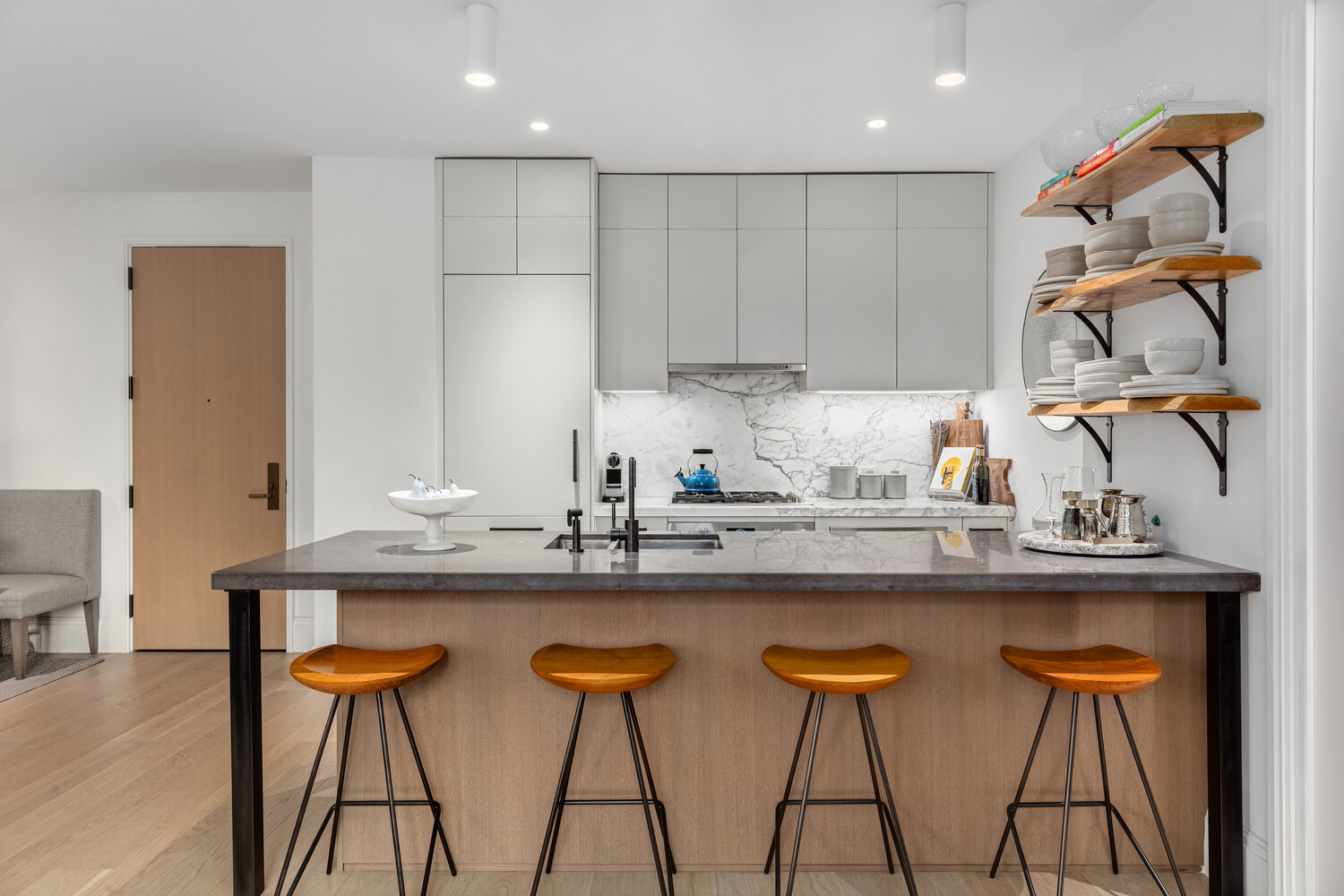 #4 photo, New York City, מנהטן East Village , NY 10009