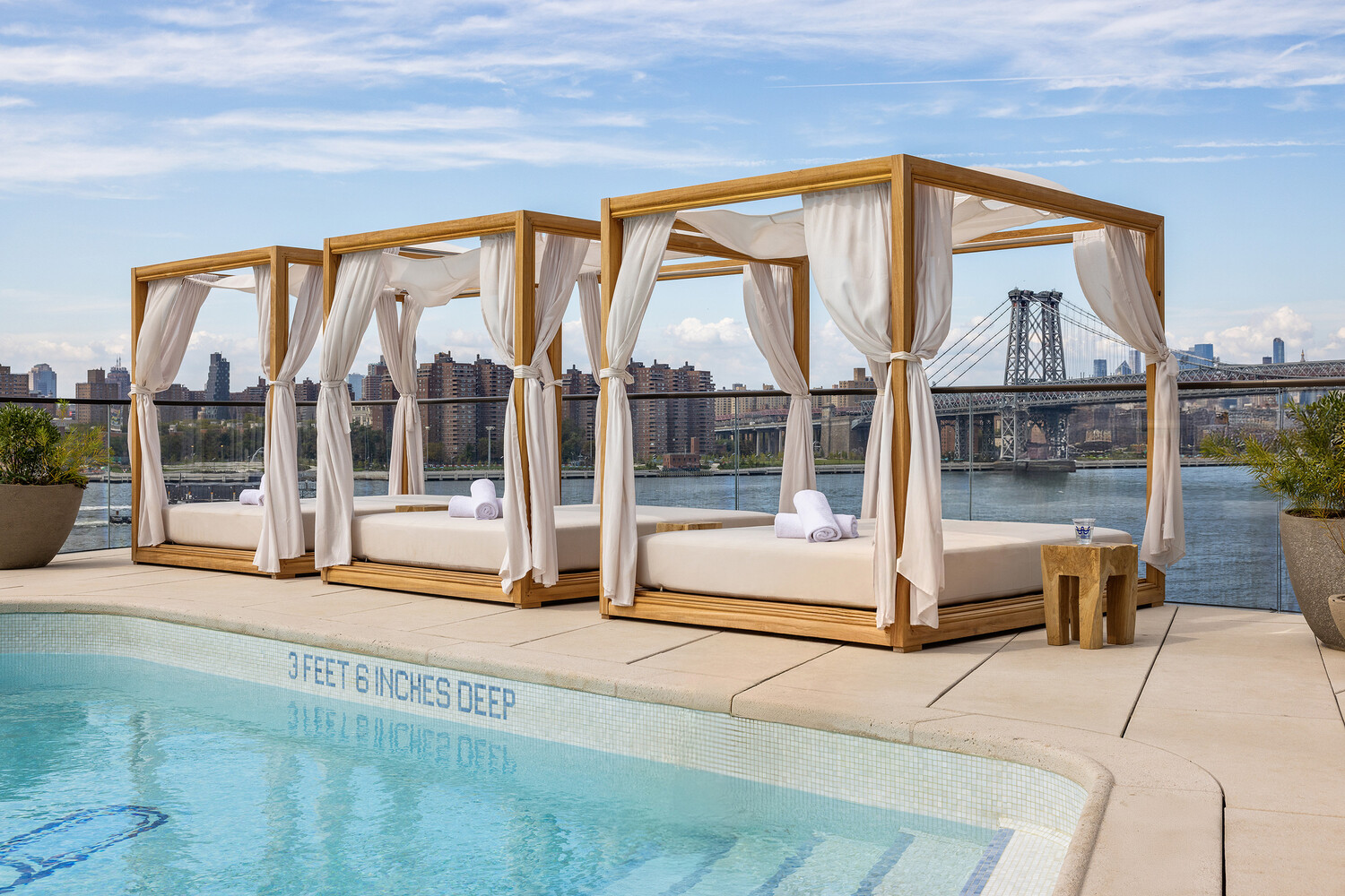 #8 photo, Brooklyn, Williamsburg , NY 11249