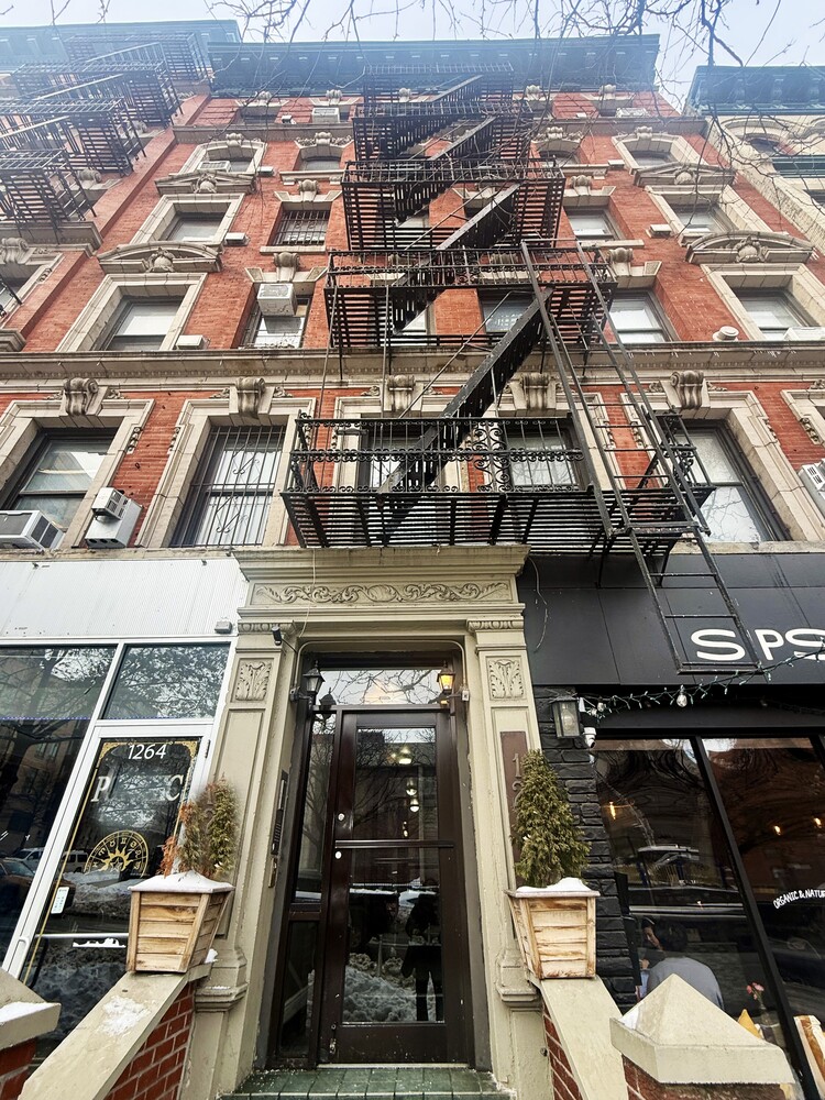 #10 photo, 1264 AMSTERDAM Avenue, Morningside Heights , NY 10027