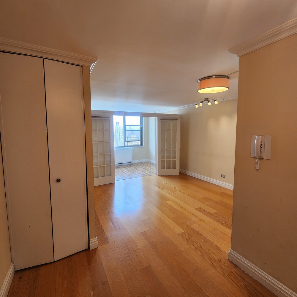 #5 photo, 301 E 79TH Street, مانهاتن Yorkville , NY 10075