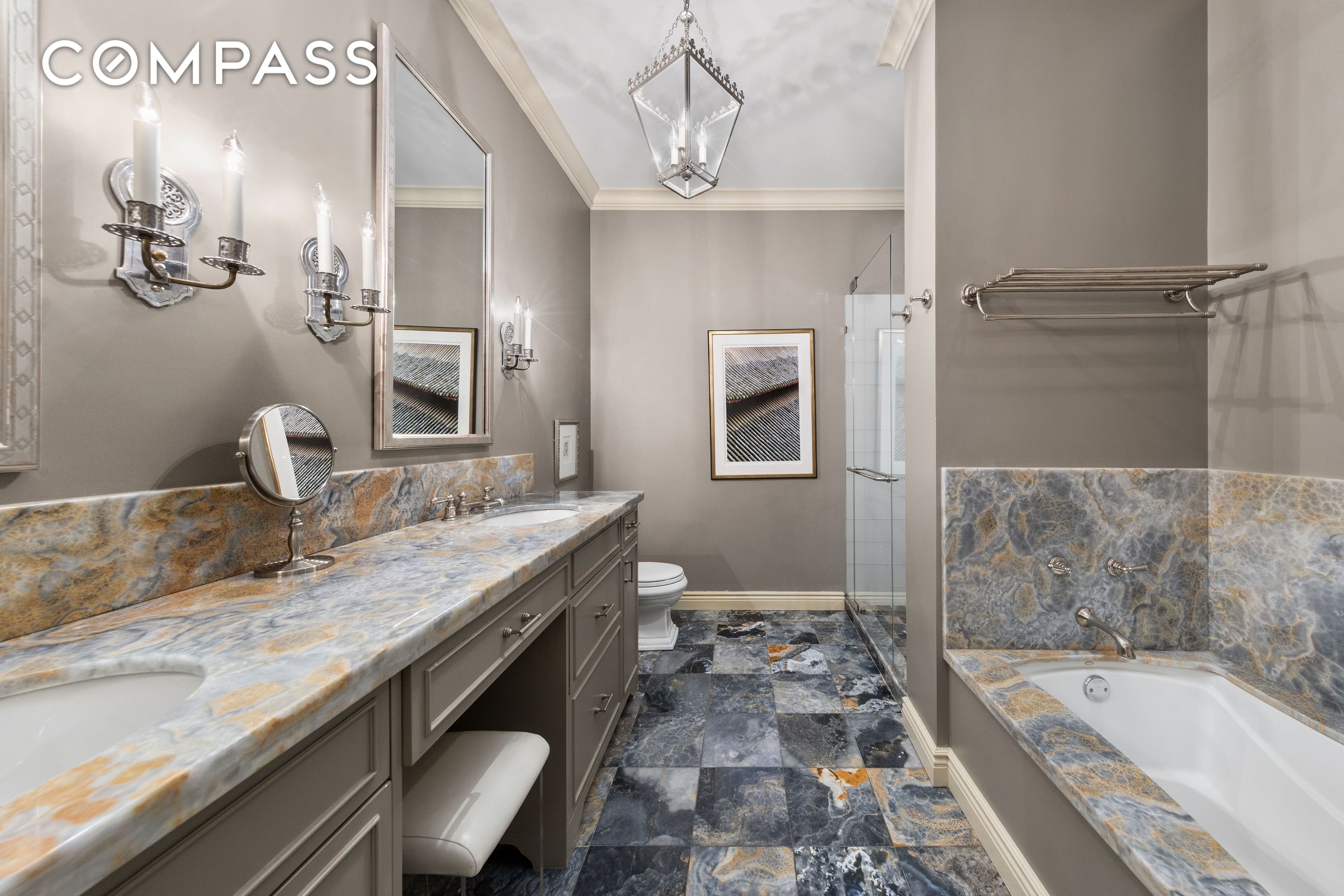 #11 photo, 252 7th Avenue, Chelsea , NY 10001