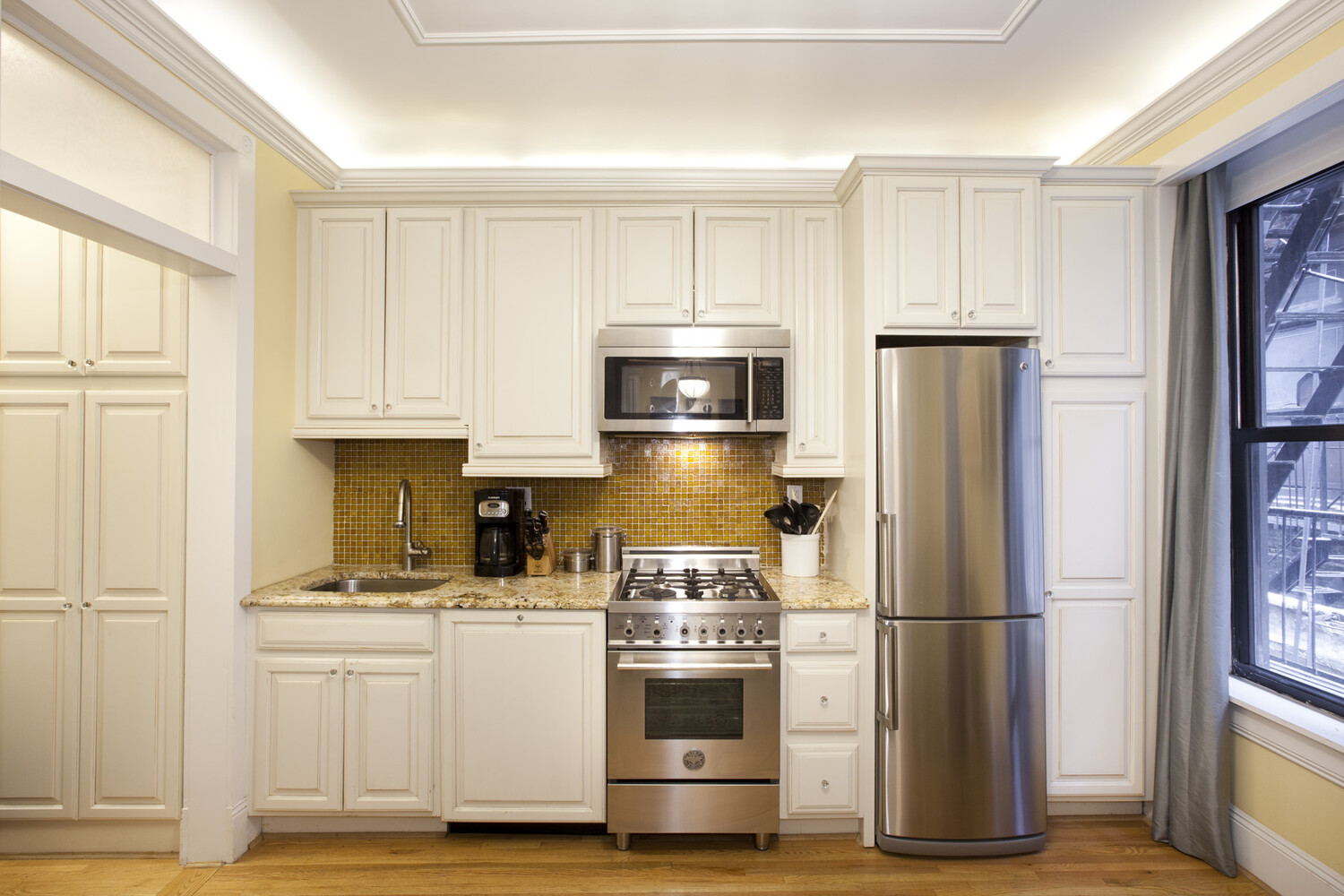 #1 photo, New York City, מנהטן Gramercy Park , NY 10003