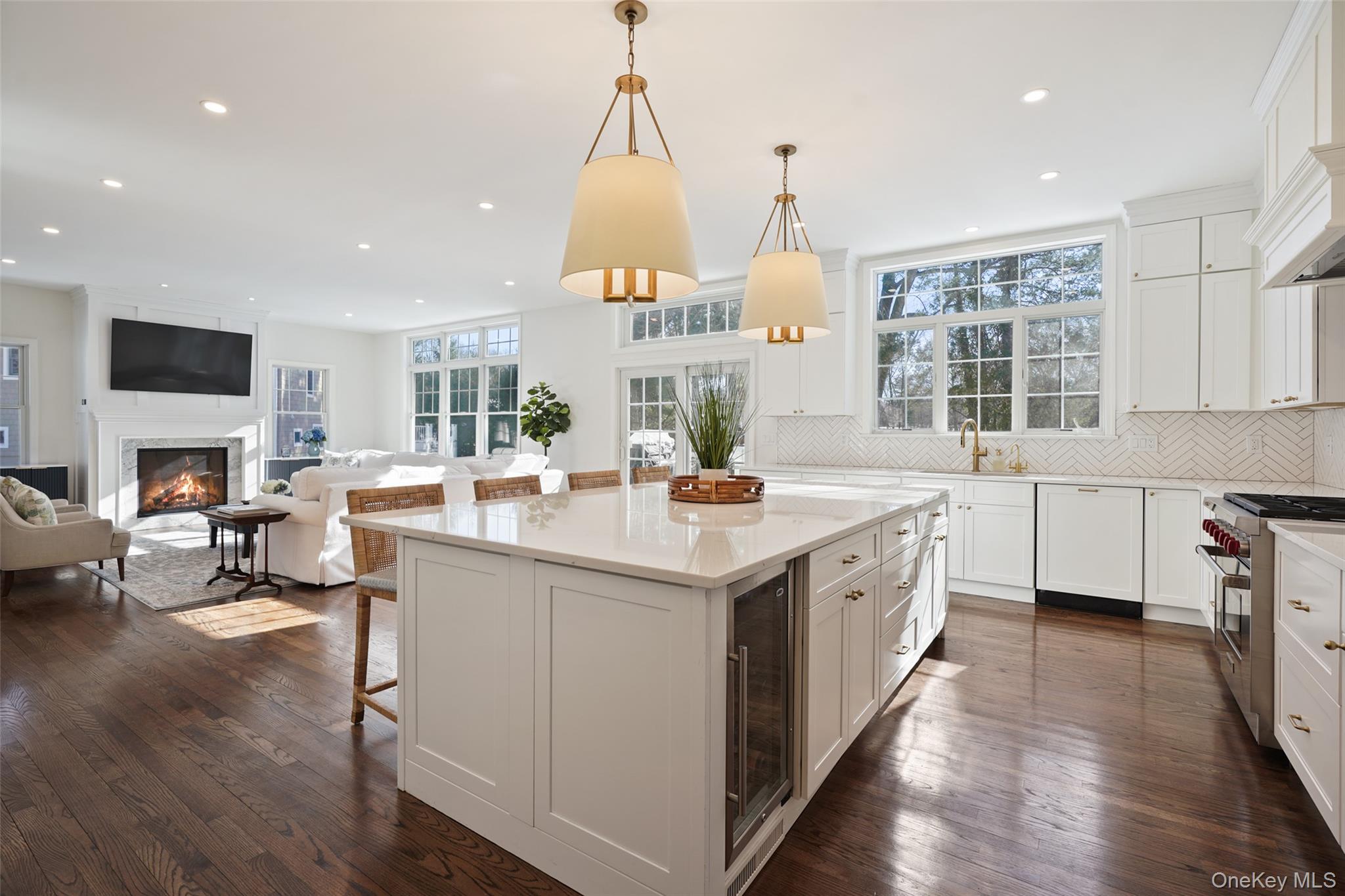 #7 photo, 10 Carlton Lane, Rye Brook , NY 10573