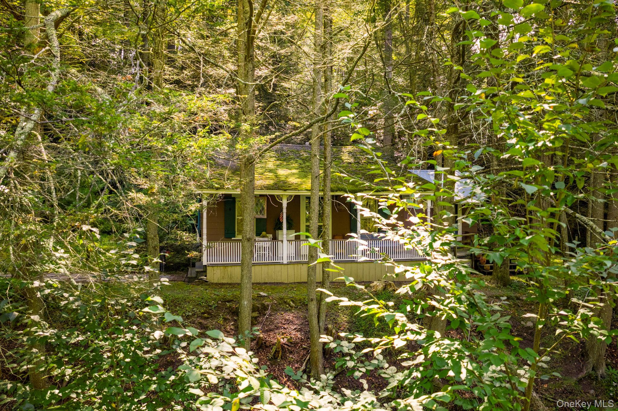 #5 photo, 2 Shingle Kill Court, Sparrowbush , NY 12780