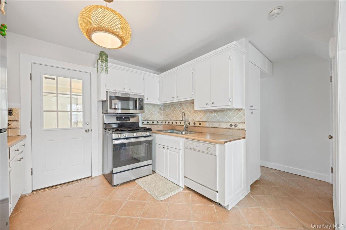 #10 photo, 629 Hillside Avenue, Mamaroneck , NY 10543