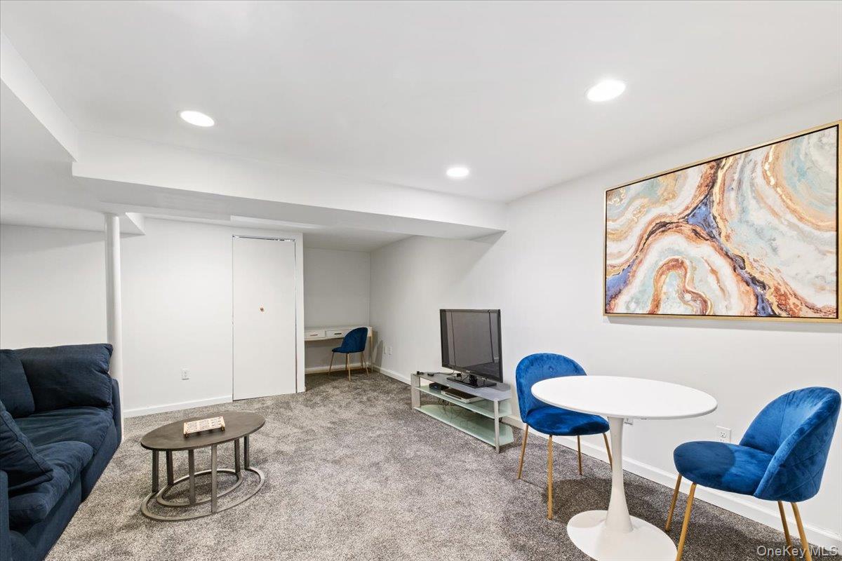 #15 photo, 44 Amherst Drive, New Rochelle , NY 10804