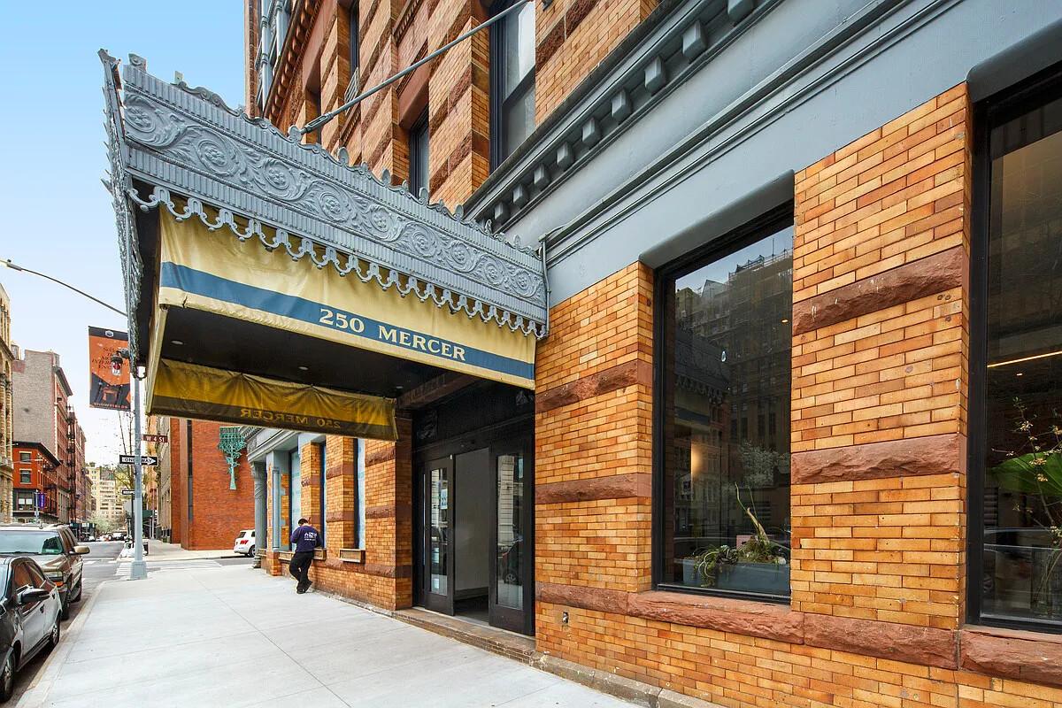 #14 photo, 250 MERCER Street, ম্যানহাটন Greenwich Village , NY 10012