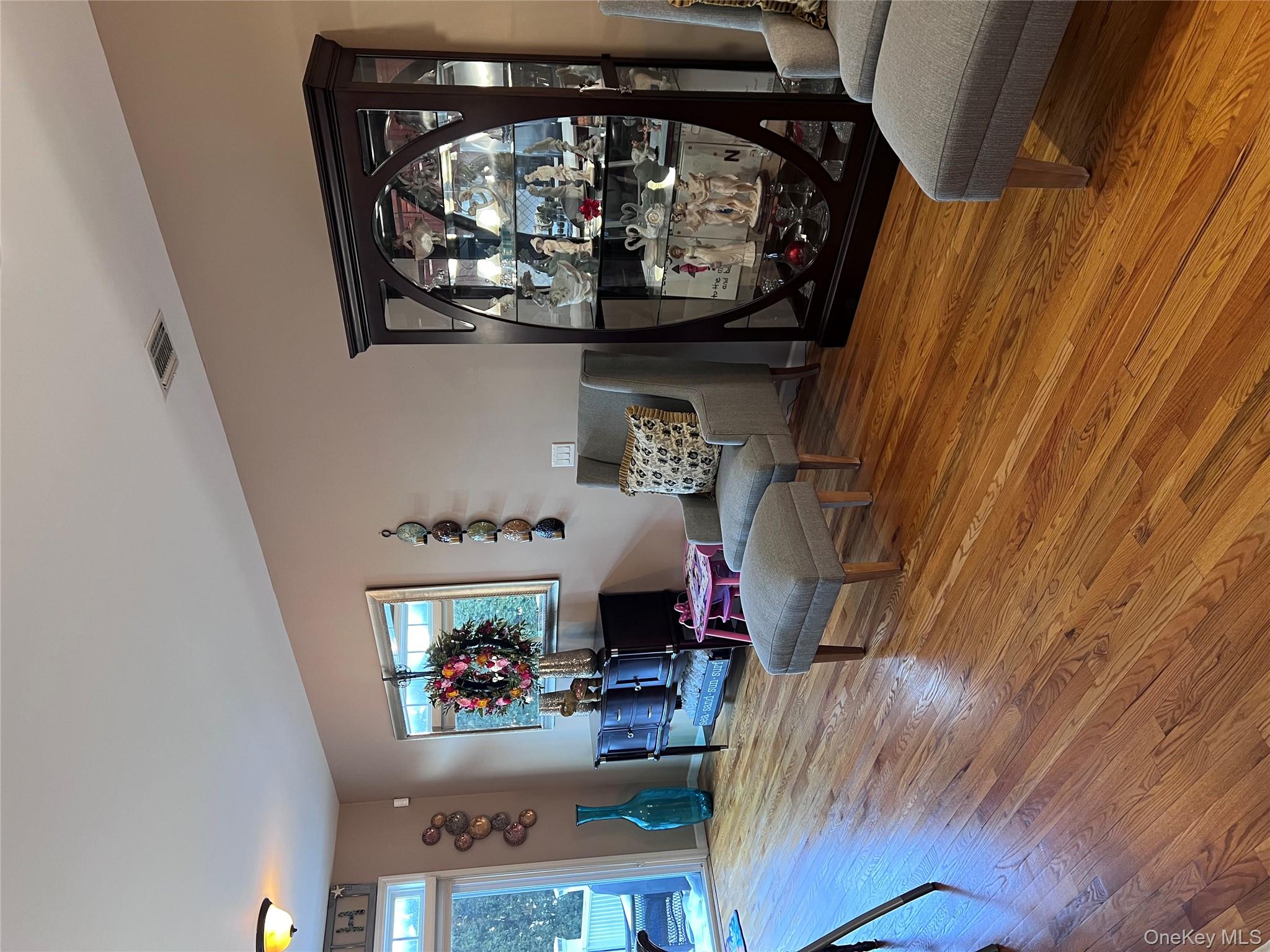 #18 photo, 134 Jackie Court, Patchogue , NY 11772