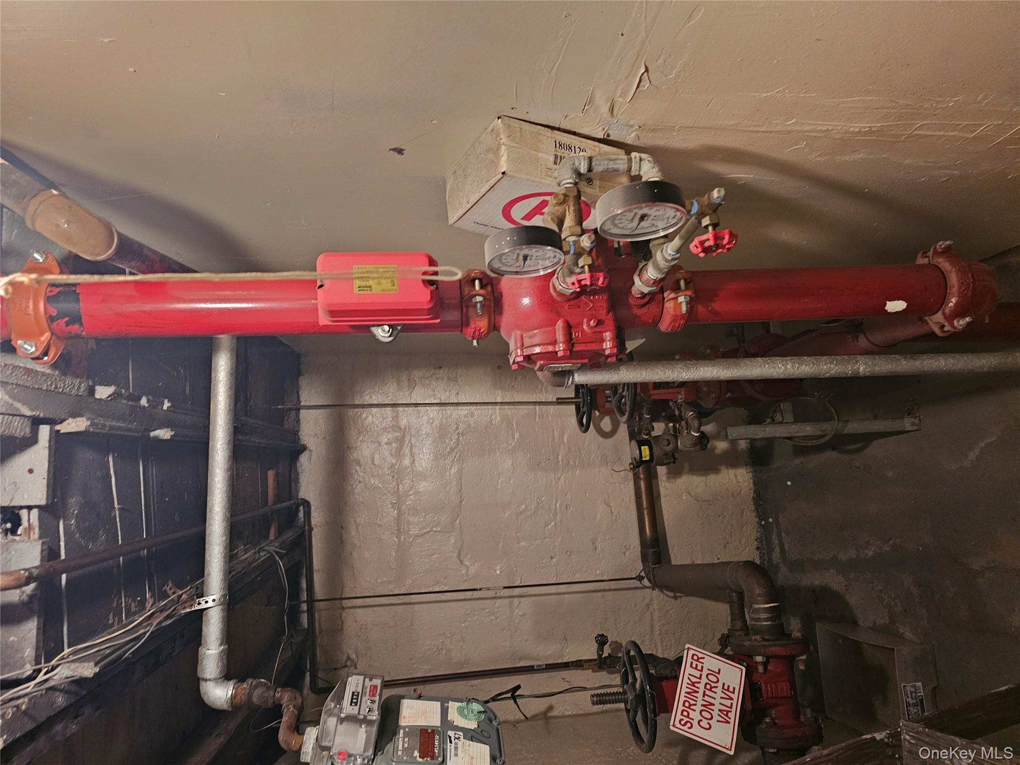 #5 photo, 190-25 Jamaica Ave, Hollis , NY 11423