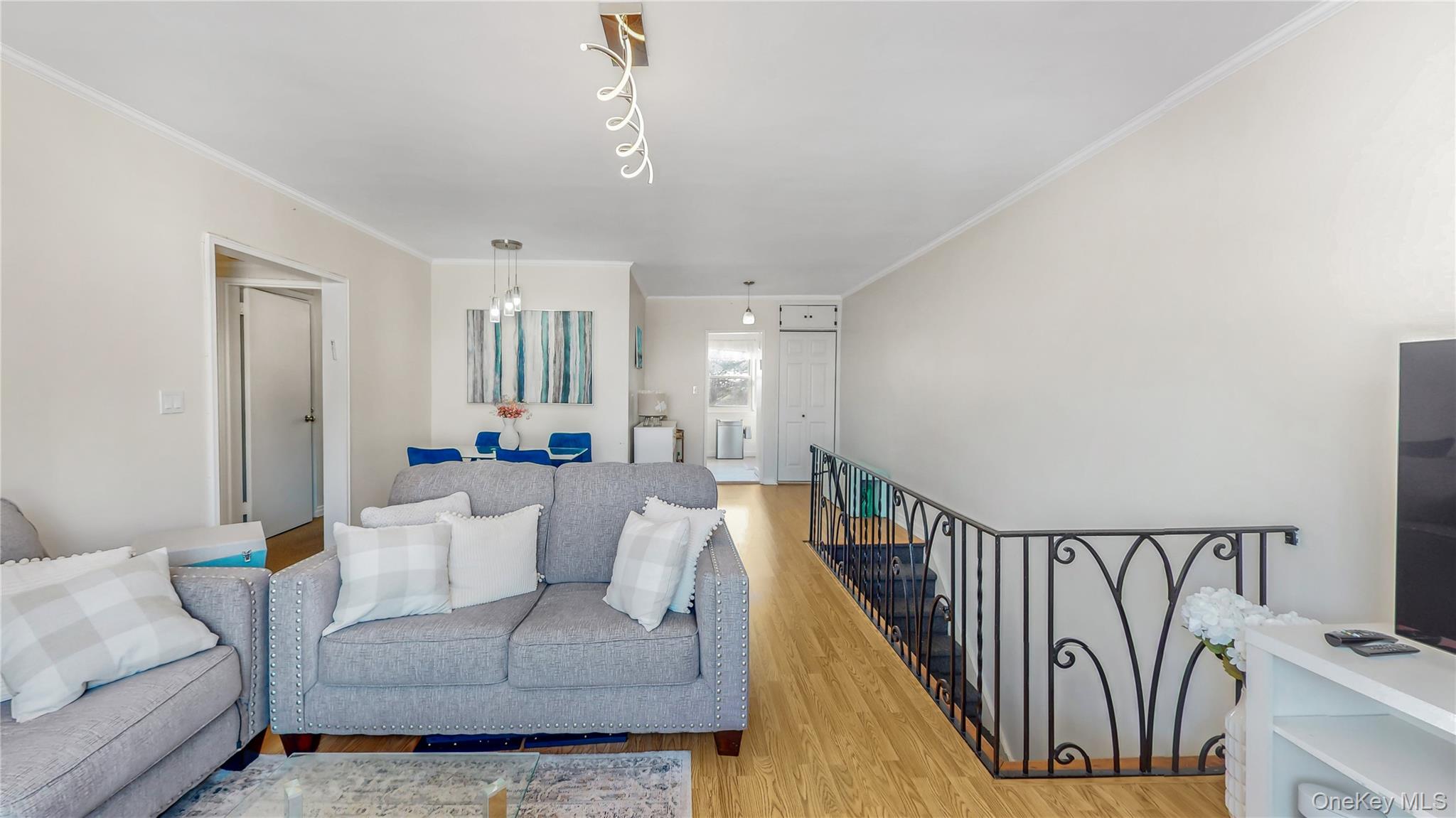 #4 photo, 198-18 Pompeii Avenue, কুইন্‌স Hollis , NY 11423