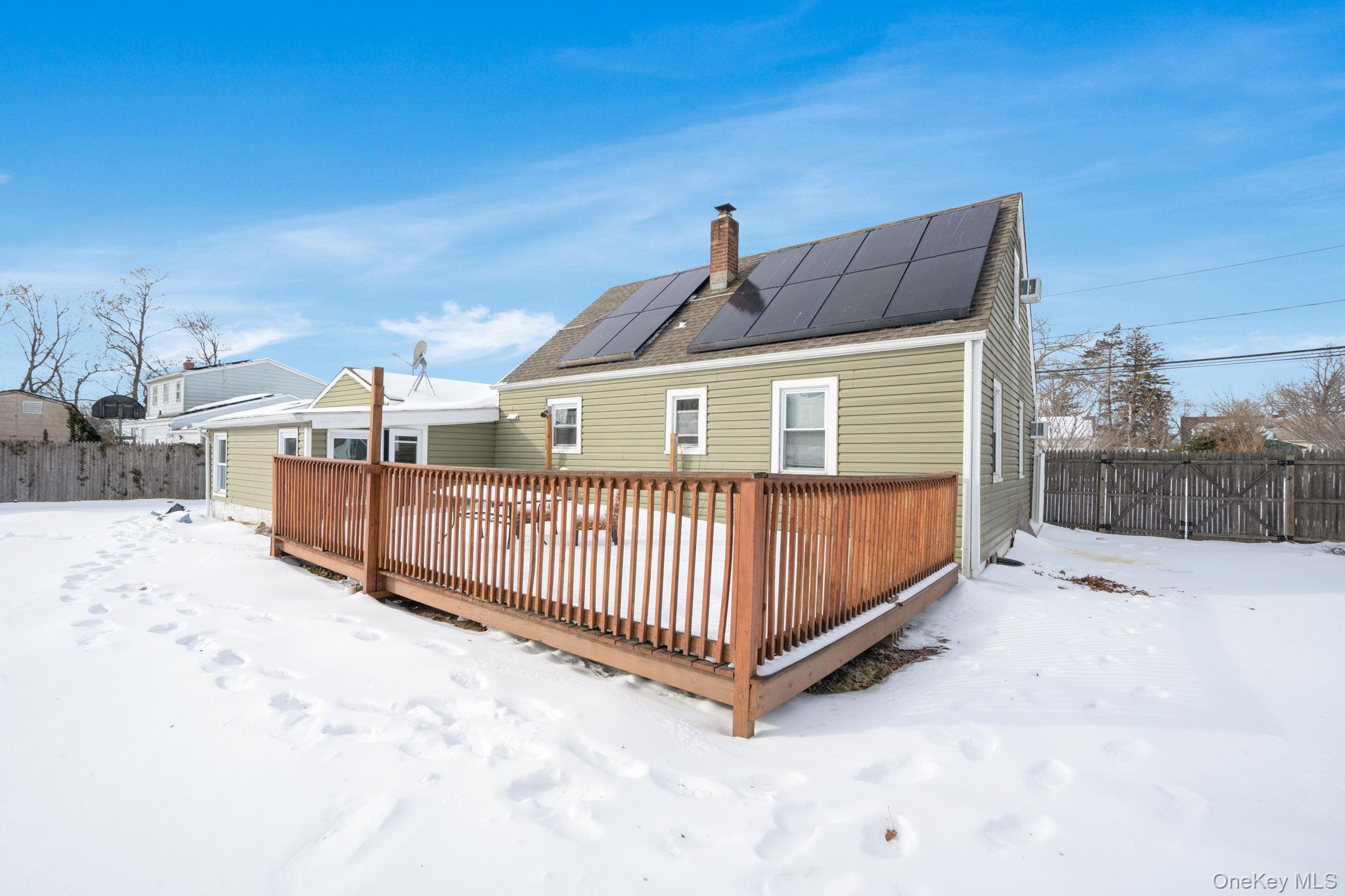 #19 photo, 330 Earle Street, Central Islip , NY 11722