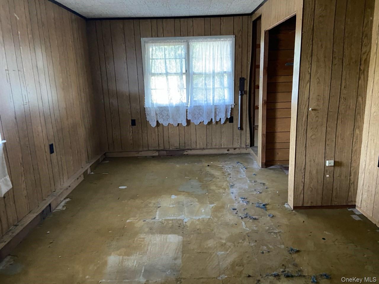 #11 photo, 18 Joyce Drive, サフォーク郡 Riverhead , NY 11901