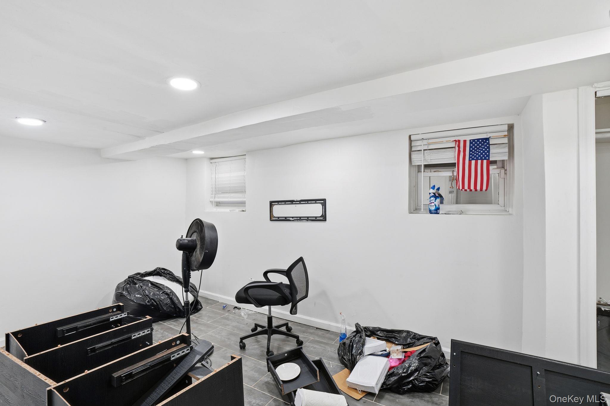 #15 photo, 8201 251st Street, クイーンズ区 Bellerose , NY 11426