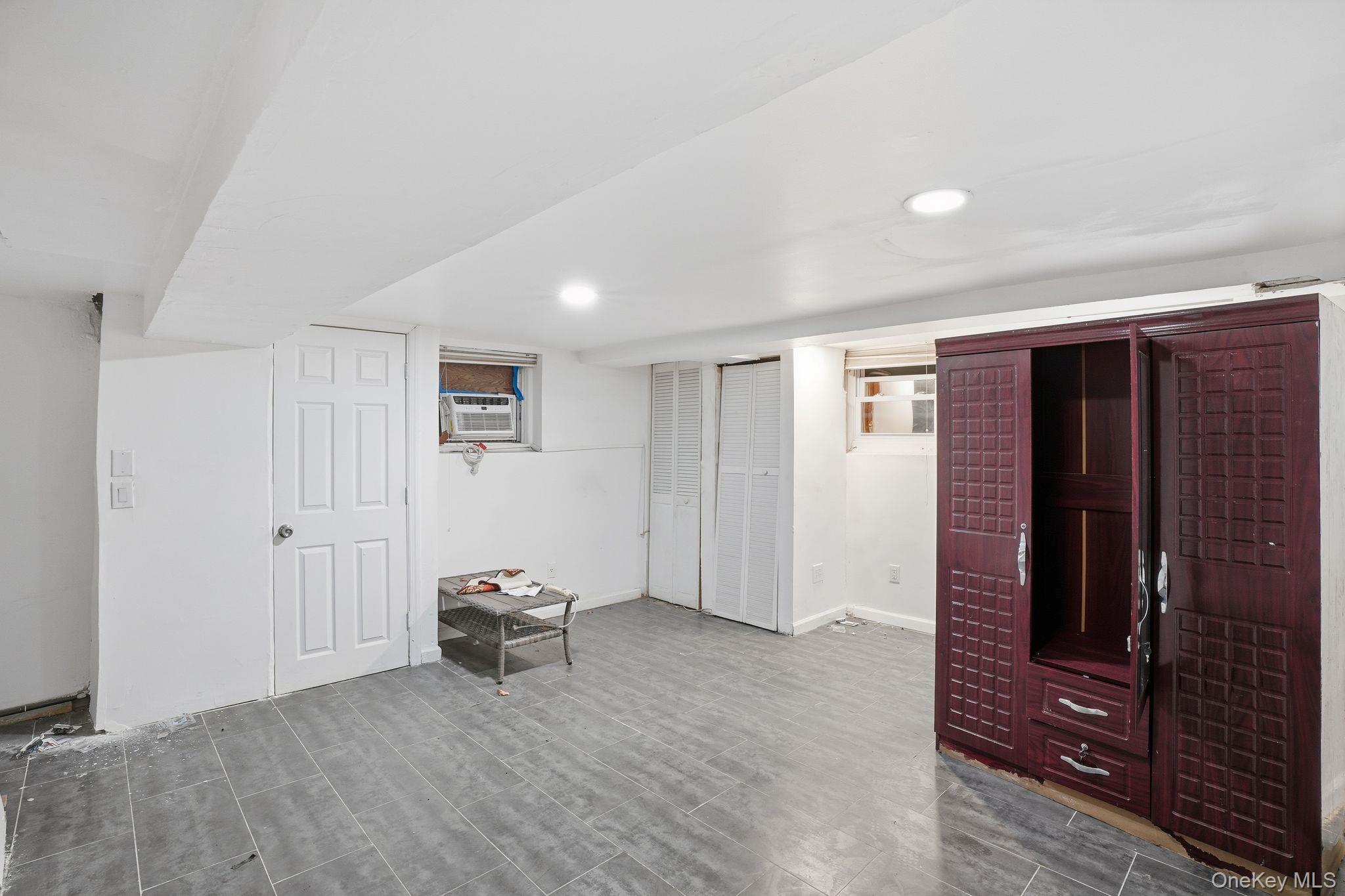 #16 photo, 8201 251st Street, クイーンズ区 Bellerose , NY 11426