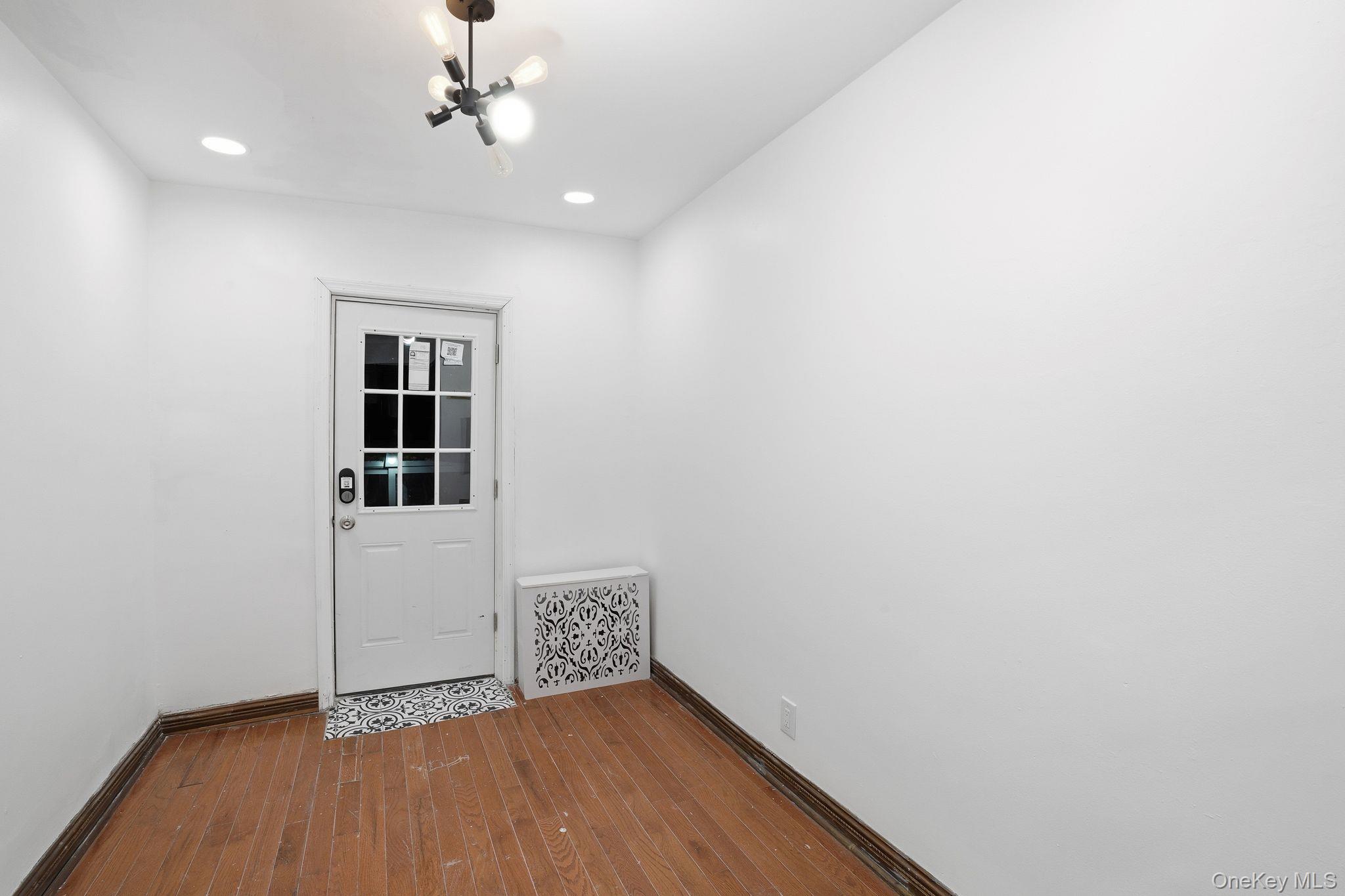 #6 photo, 8201 251st Street, クイーンズ区 Bellerose , NY 11426