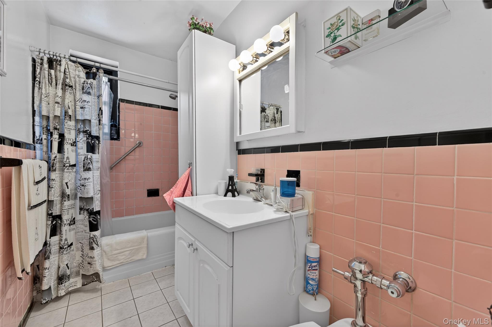 #10 photo, 32-25 88th St, Jackson Heights , NY 11369