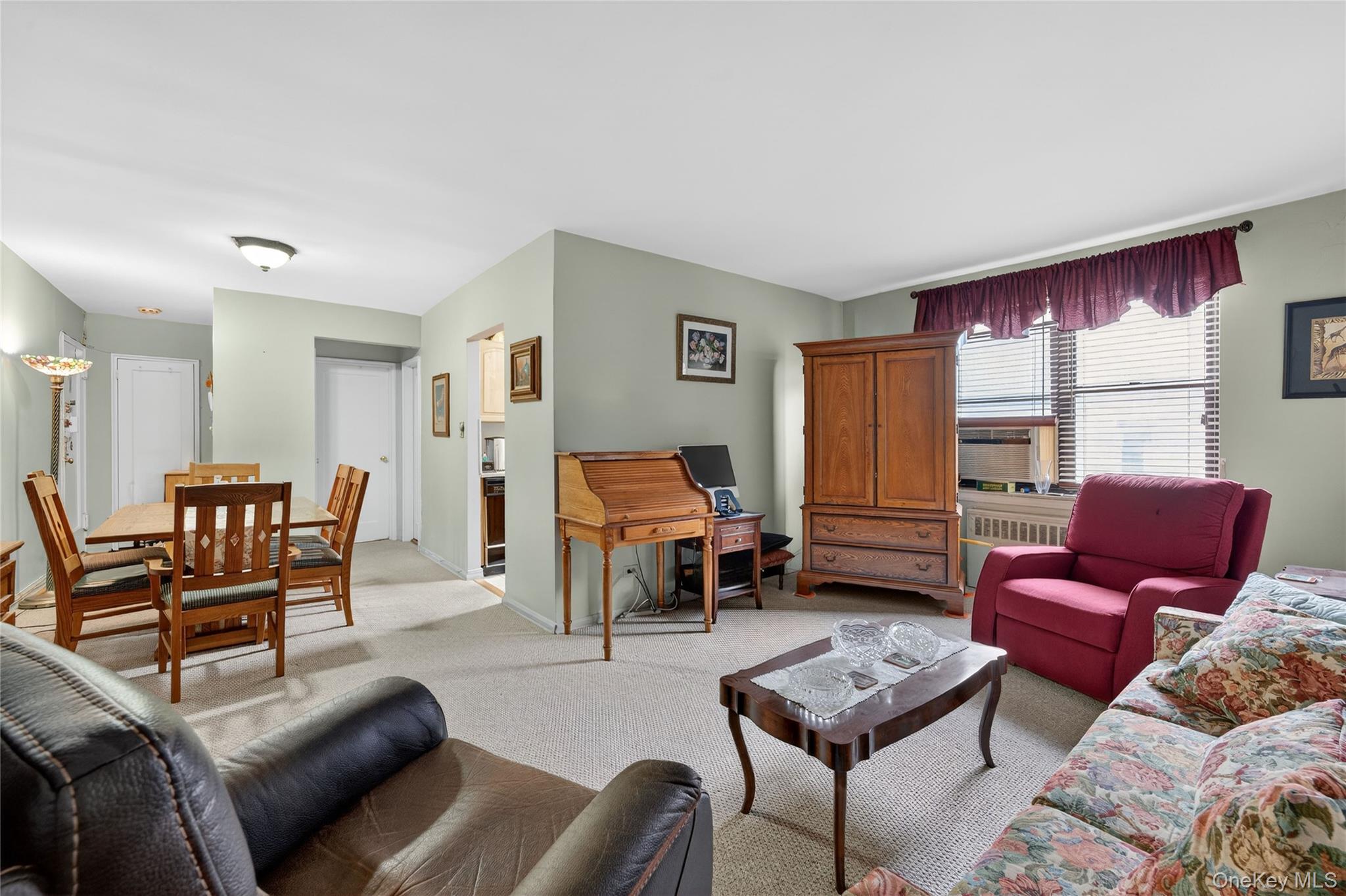 #5 photo, 32-25 88th St, Jackson Heights , NY 11369