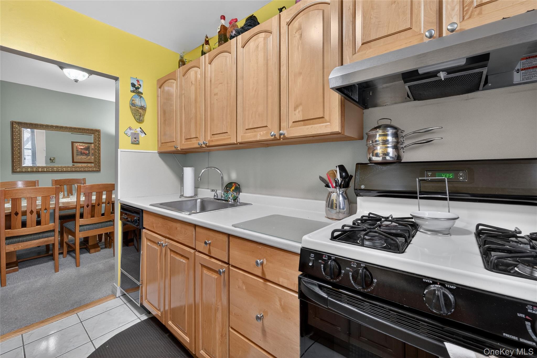 #8 photo, 32-25 88th St, Jackson Heights , NY 11369