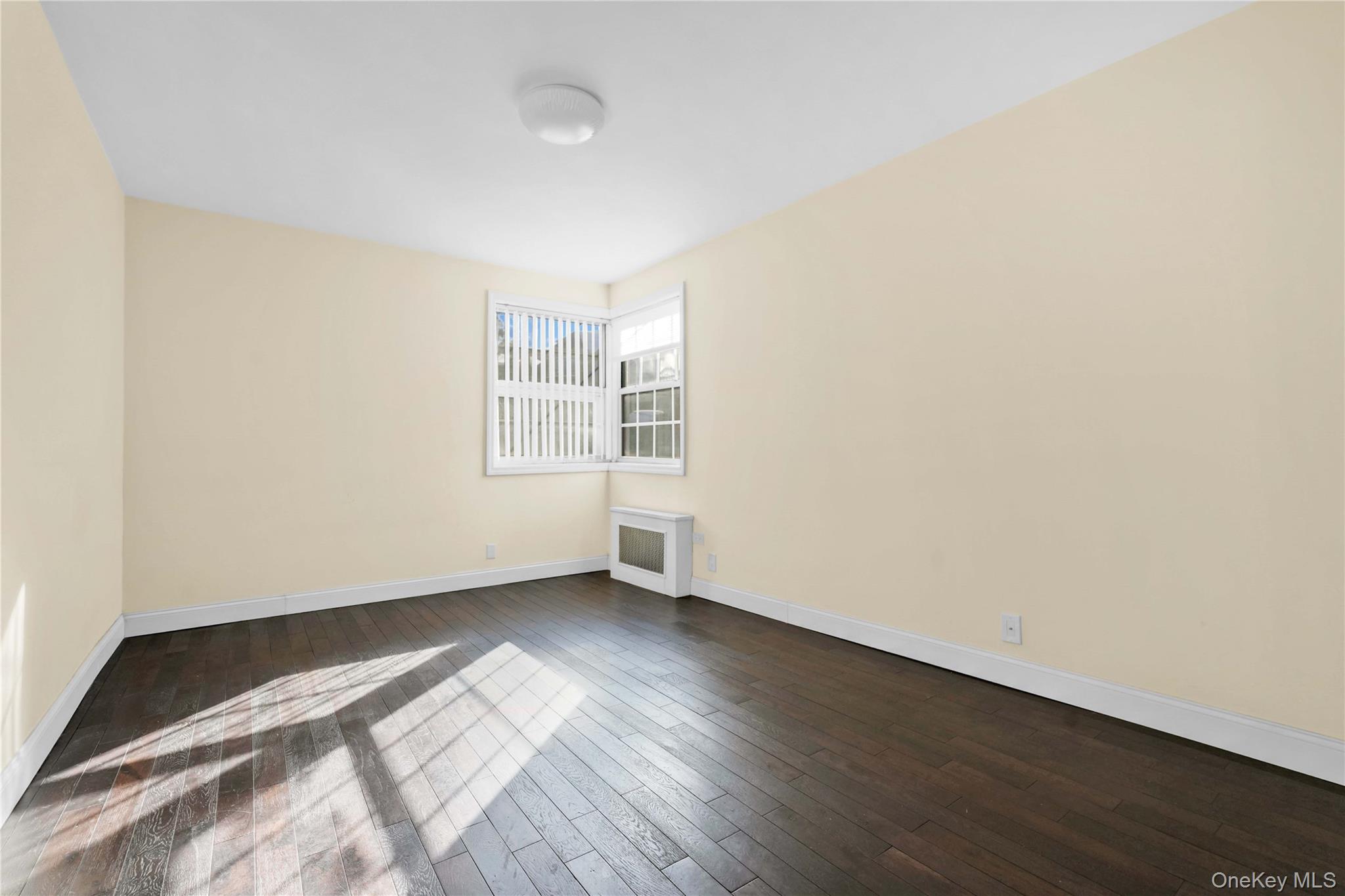 #7 photo, 78-15 138th Street, Flushing , NY 11367