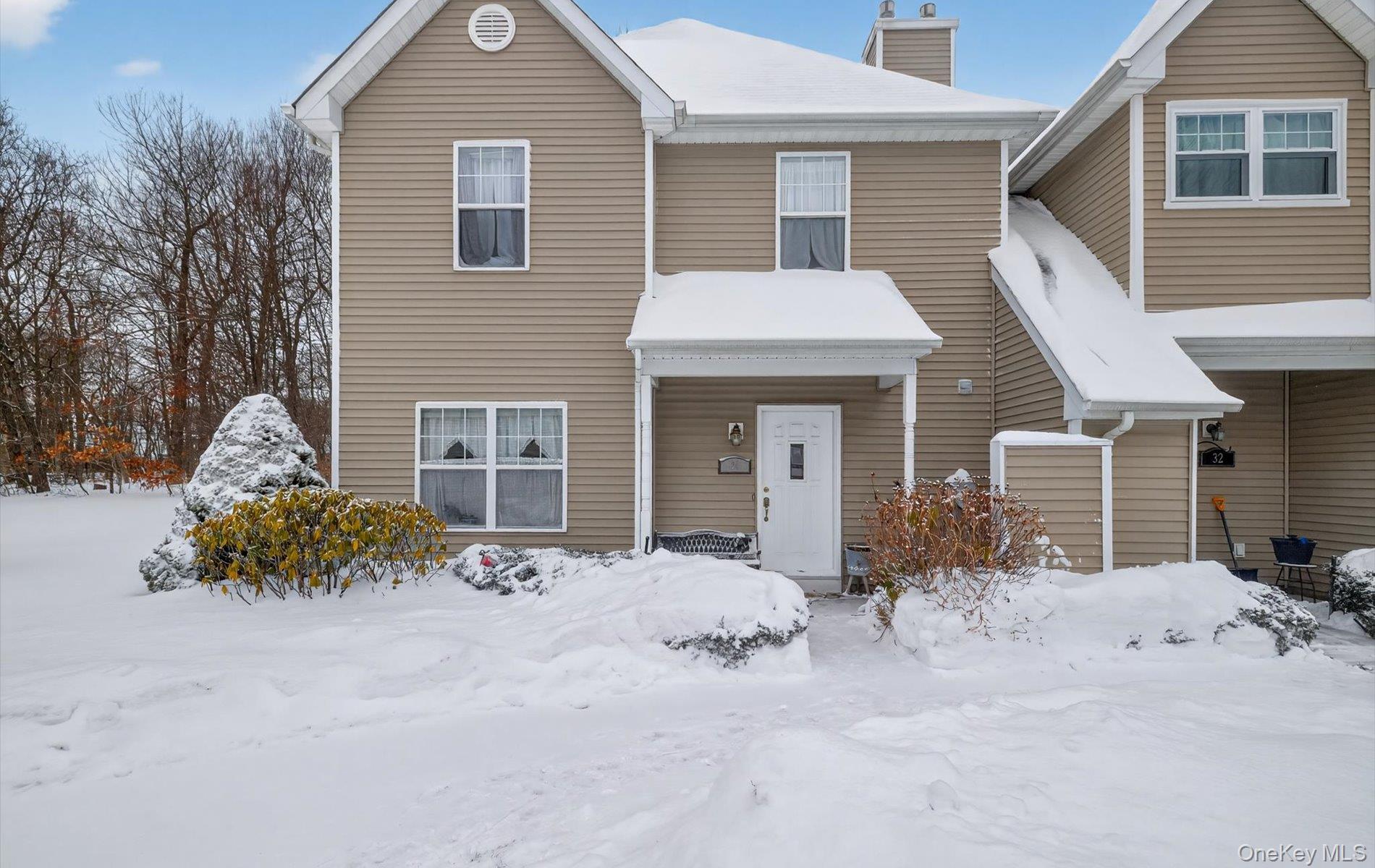 #1 photo, 31 Daremy Circle, サフォーク郡 Medford , NY 11763