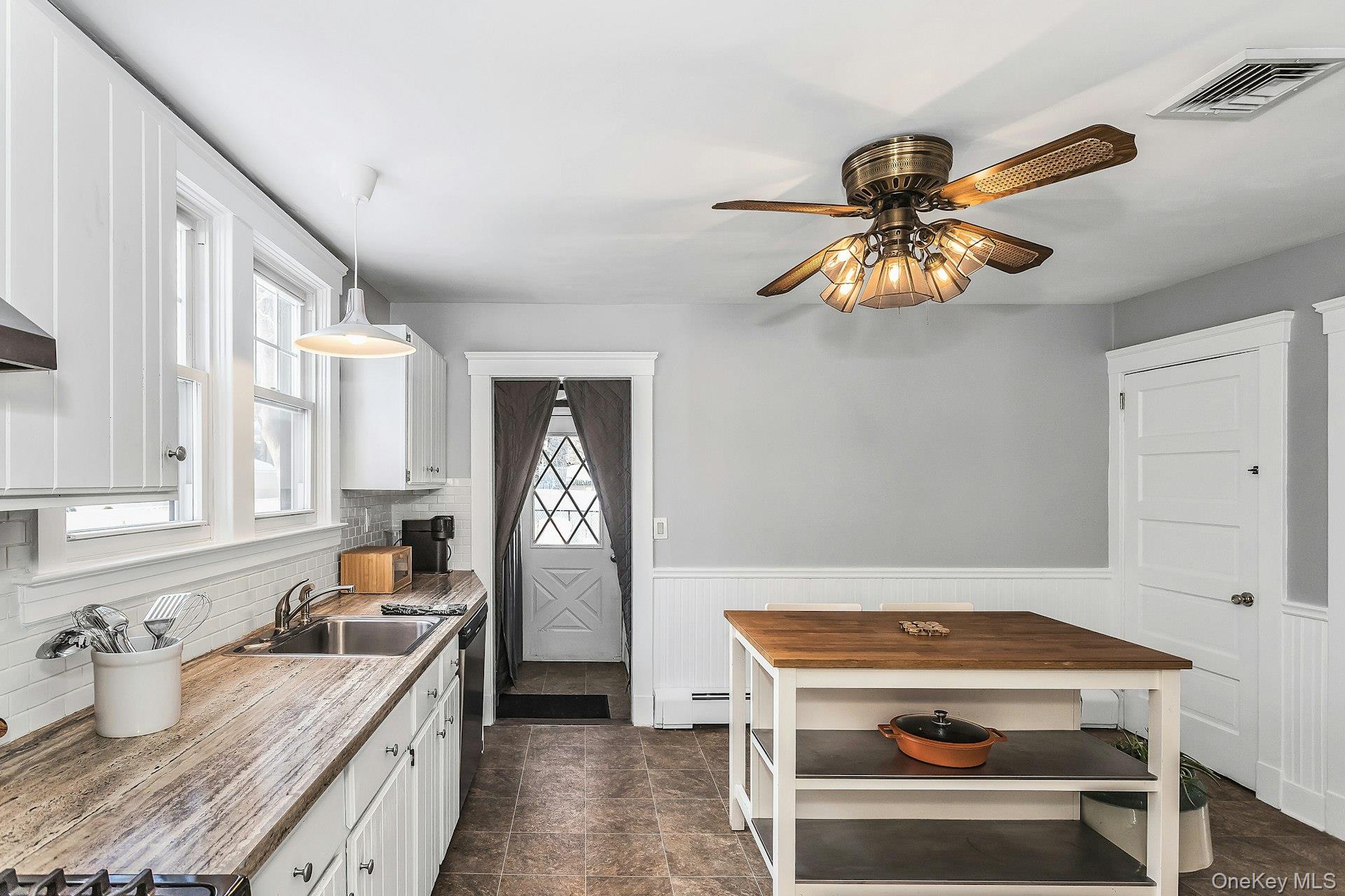 #13 photo, 12 Summers Street, ナッソー郡 Oyster Bay , NY 11771