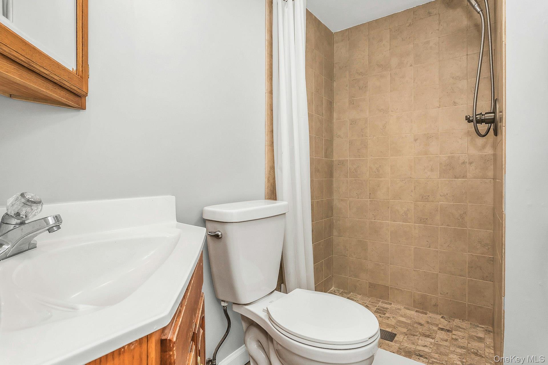 #17 photo, 12 Summers Street, ナッソー郡 Oyster Bay , NY 11771