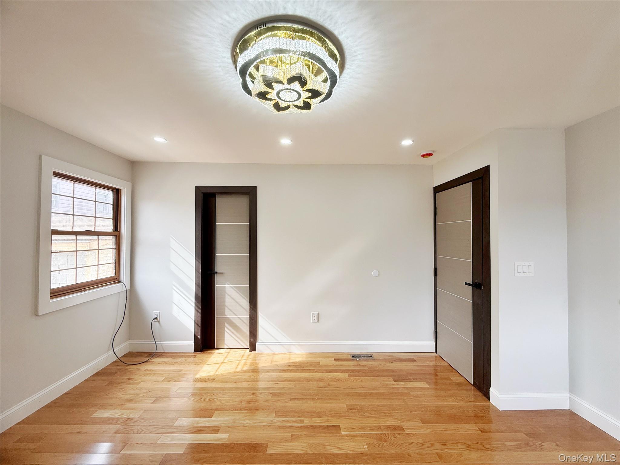 #19 photo, 13912 111th Avenue, Jamaica , NY 11435