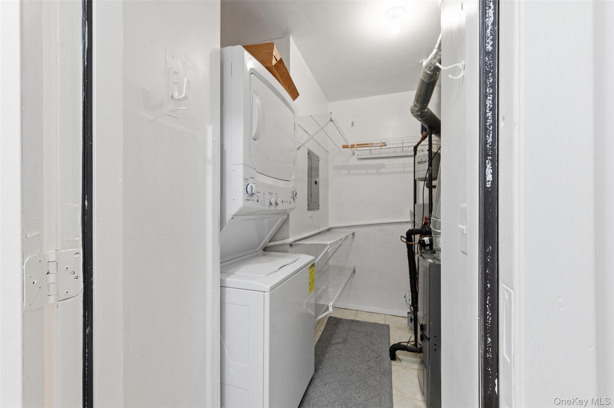 #13 photo, 763 Spring Lake Drive, サフォーク郡 Middle Island , NY 11953