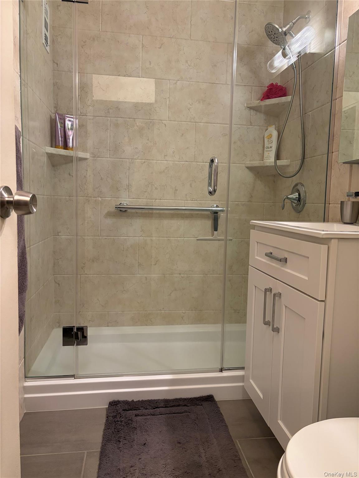 #11 photo, 200 Atlantic Avenue, Lynbrook , NY 11563