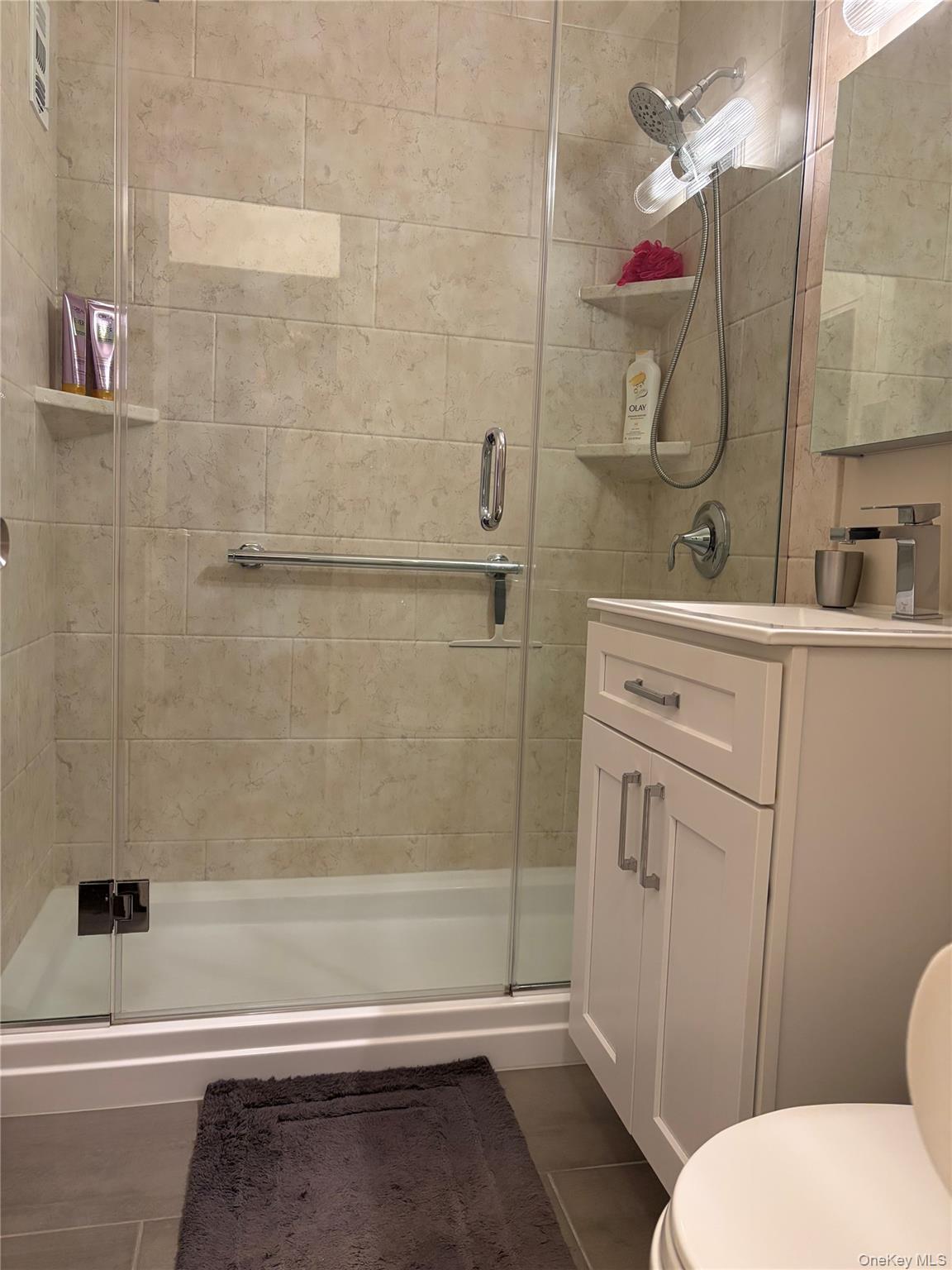 #12 photo, 200 Atlantic Avenue, Lynbrook , NY 11563