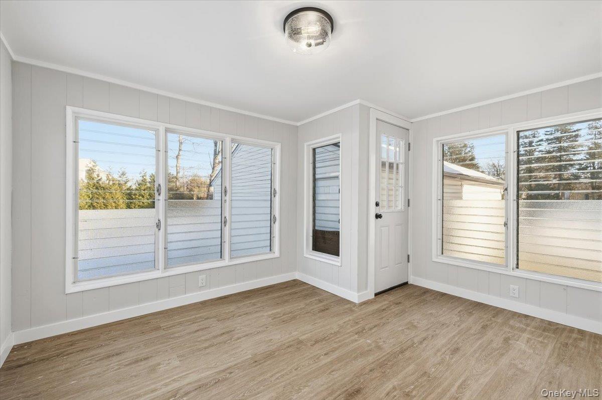 #17 photo, 1347 Gardiner Drive, サフォーク郡 Bay Shore , NY 11706