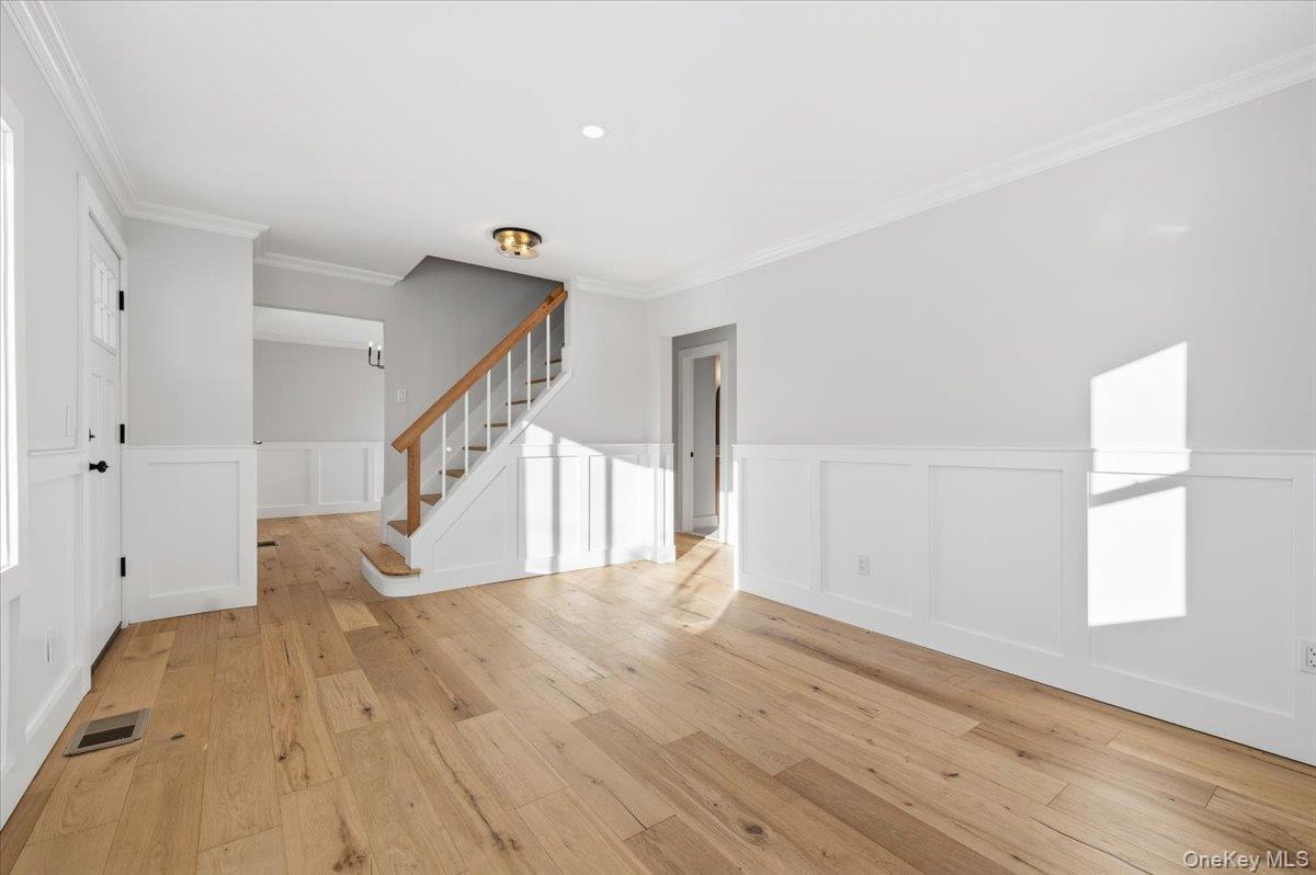 #6 photo, 1347 Gardiner Drive, サフォーク郡 Bay Shore , NY 11706