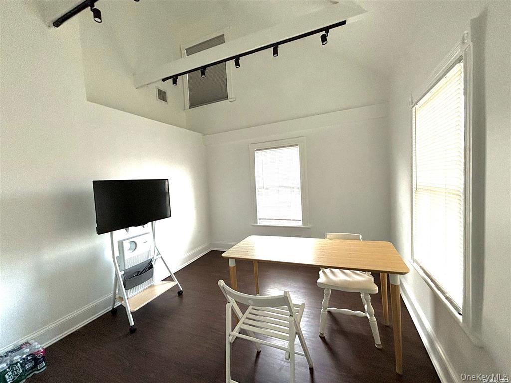 #5 photo, 1433 OLD NORTHERN Boulevard, ナッソー郡 Roslyn , NY 11576