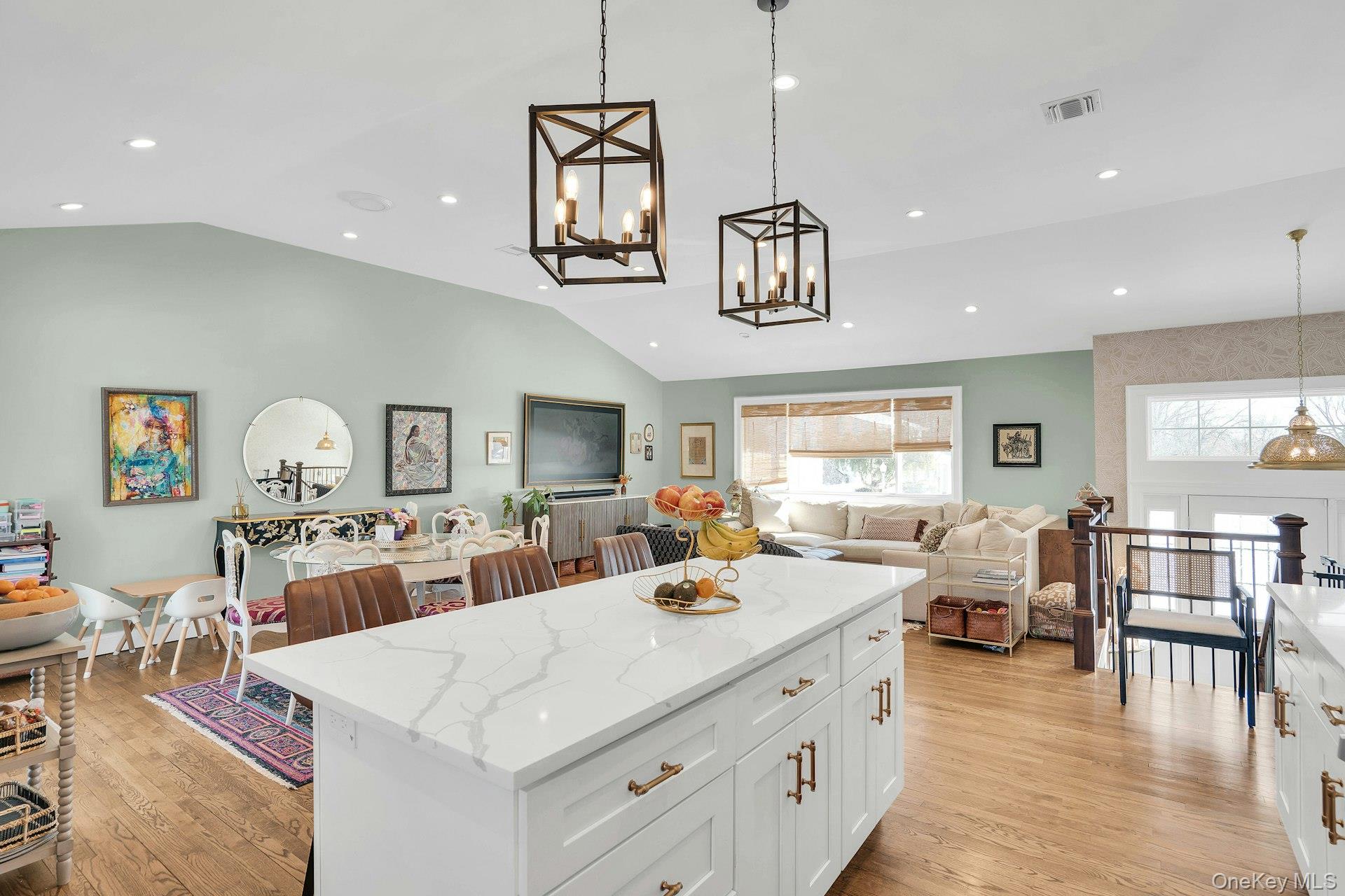 #18 photo, 34 Corsa Street, Dix Hills , NY 11746