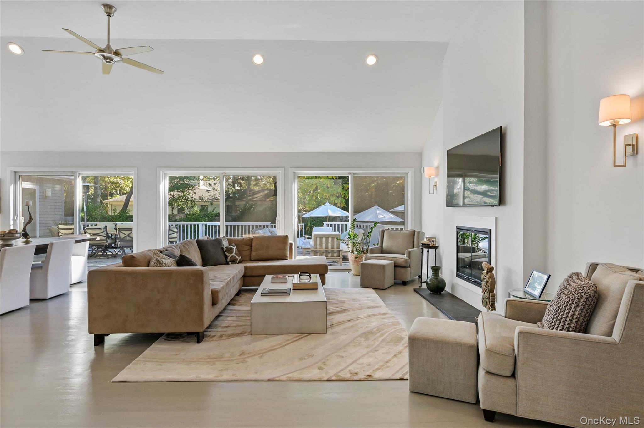 #4 photo, 6 Bridle Path, サフォーク郡 Westhampton Beach , NY 11978