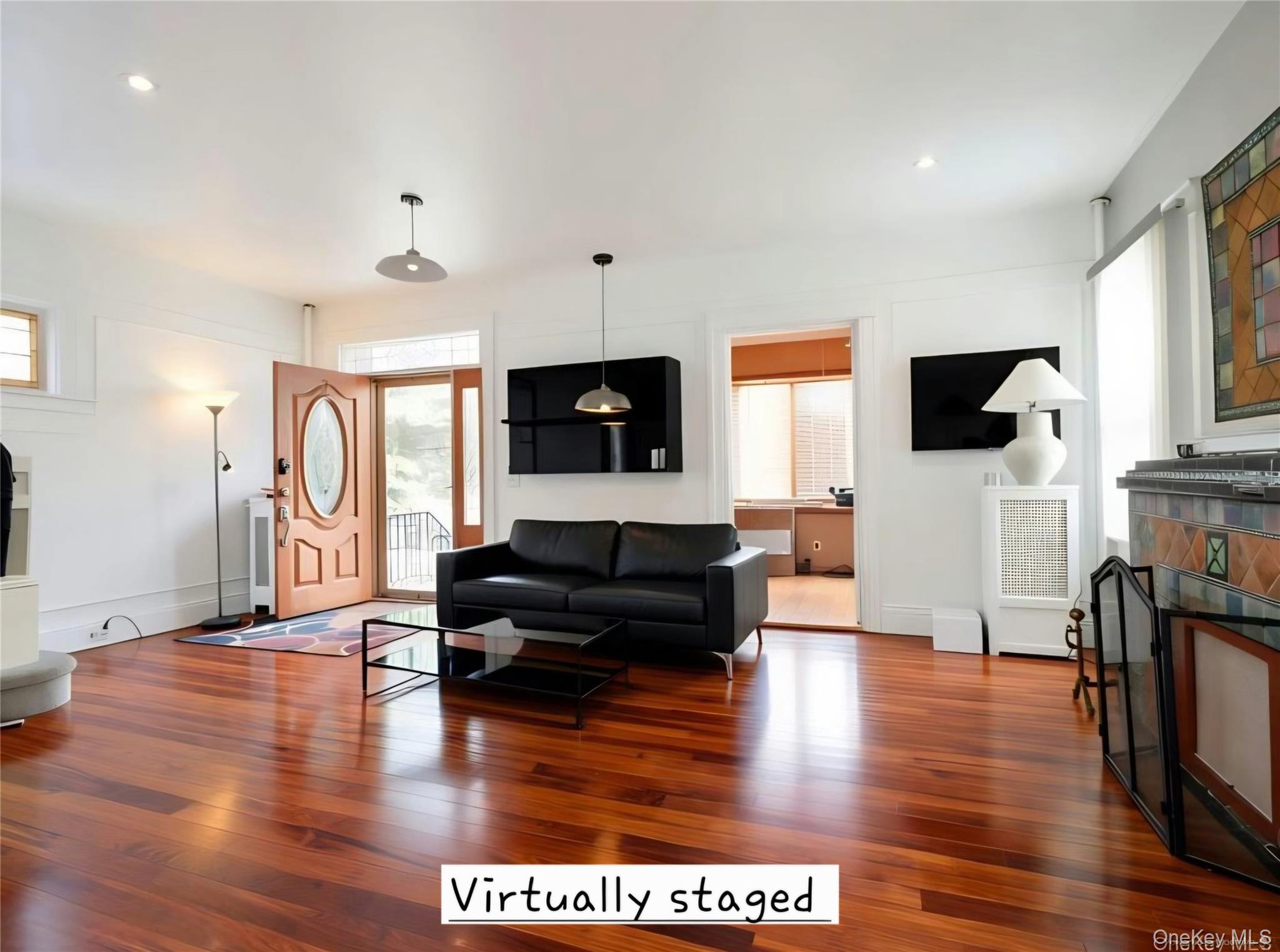 #8 photo, 4328 168th Street, クイーンズ区 Flushing , NY 11358