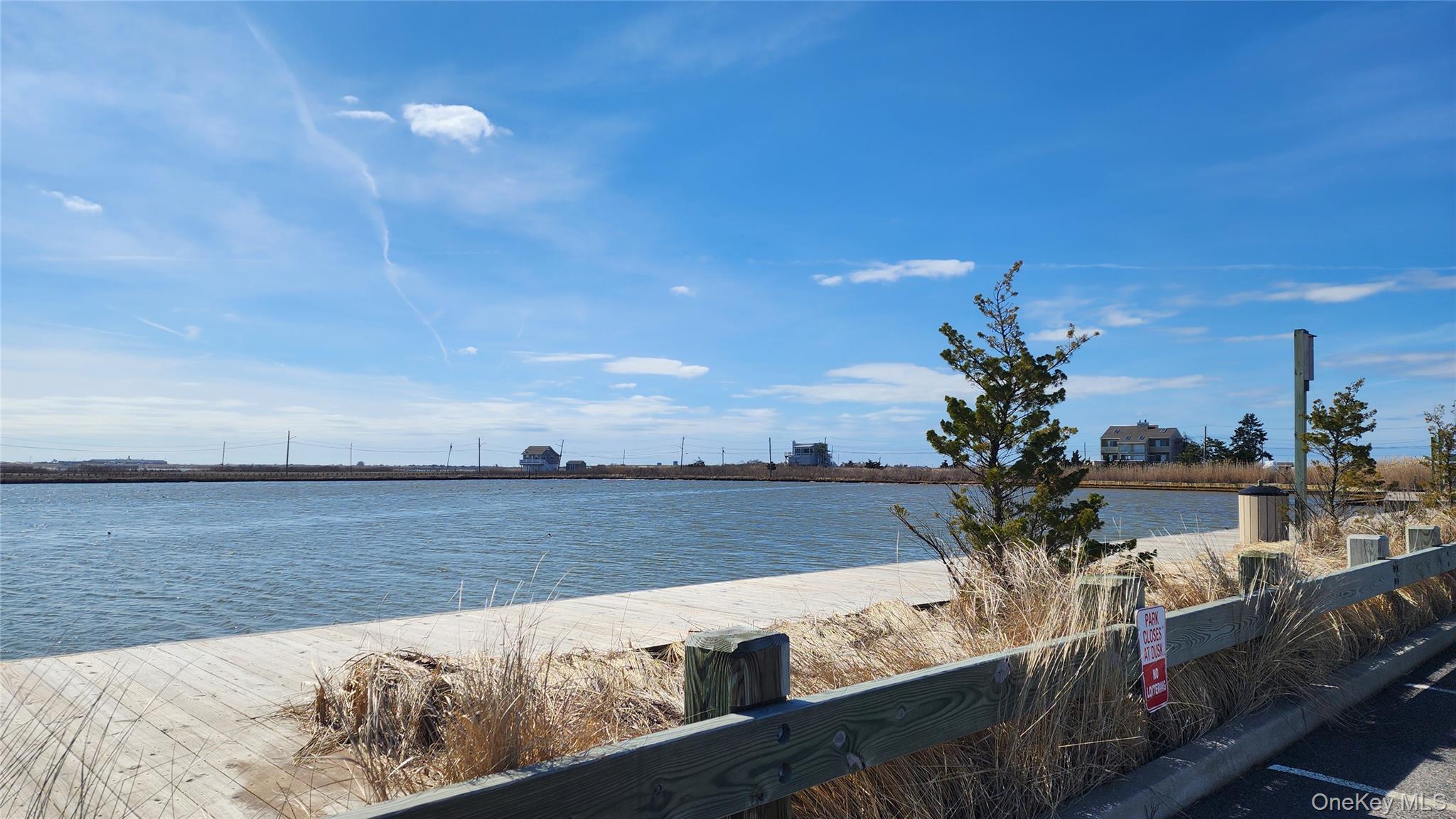 #20 photo, 22 Blue Point Road, 东长岛 Mastic Beach , NY 11951