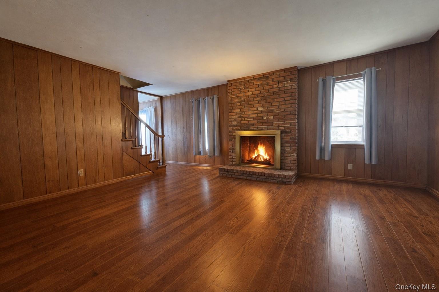 #2 photo, 1128 Roanoke Avenue, サフォーク郡 Riverhead , NY 11901