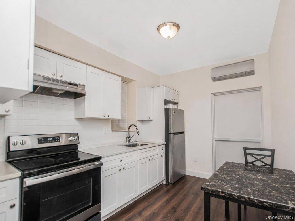 #11 photo, 1406 White Plains Road, Parkchester , NY 10462