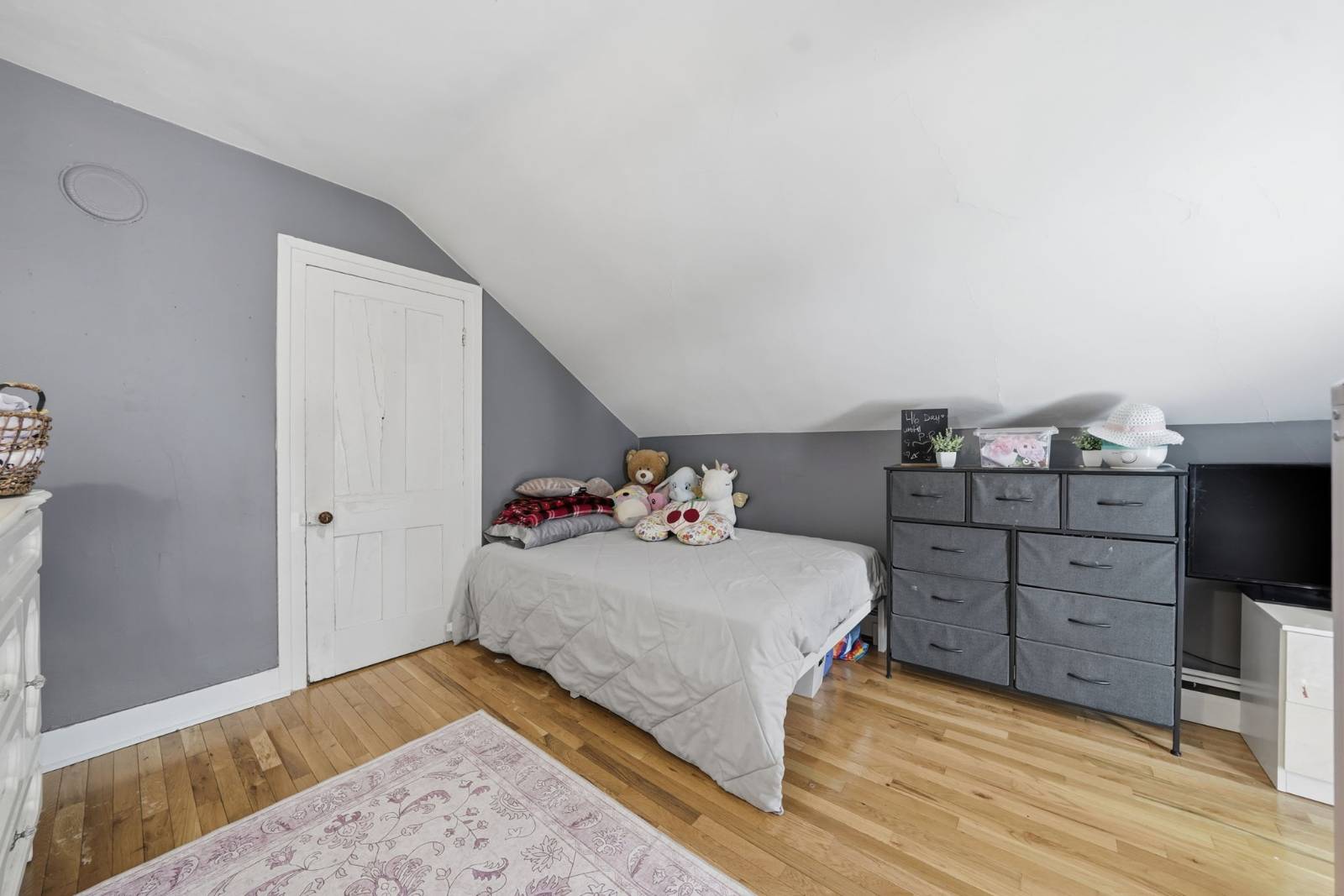 #17 photo, 283 West Tupper, Buffalo , NY 14201