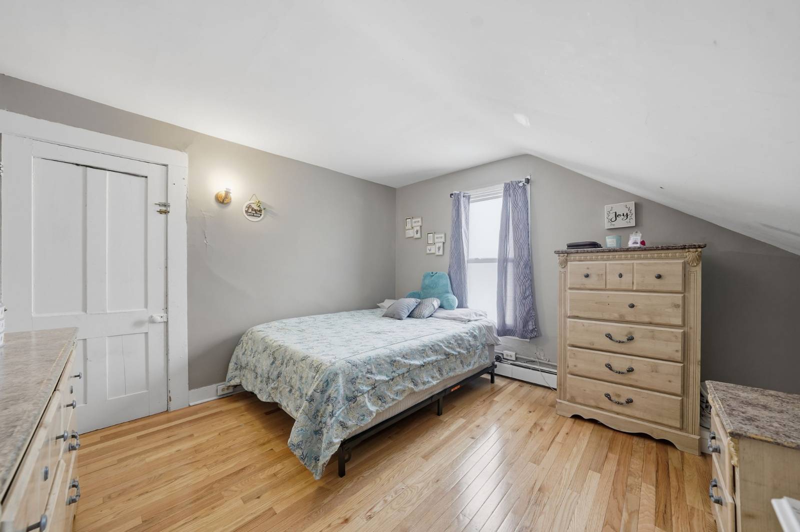 #18 photo, 283 West Tupper, Buffalo , NY 14201