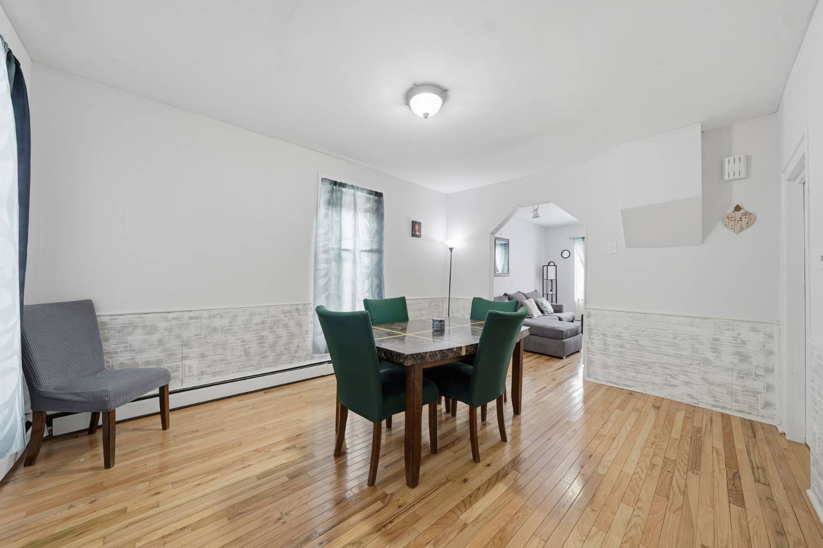 #8 photo, 283 West Tupper, Buffalo , NY 14201