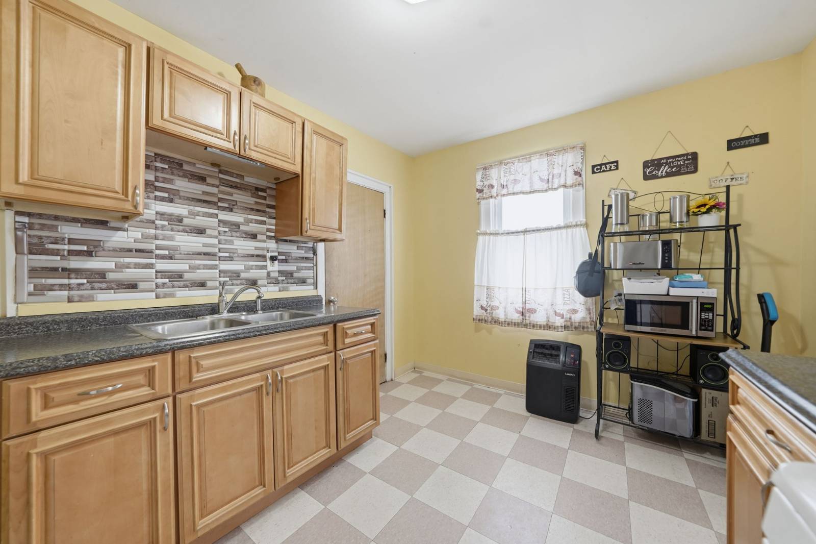 #9 photo, 283 West Tupper, Buffalo , NY 14201