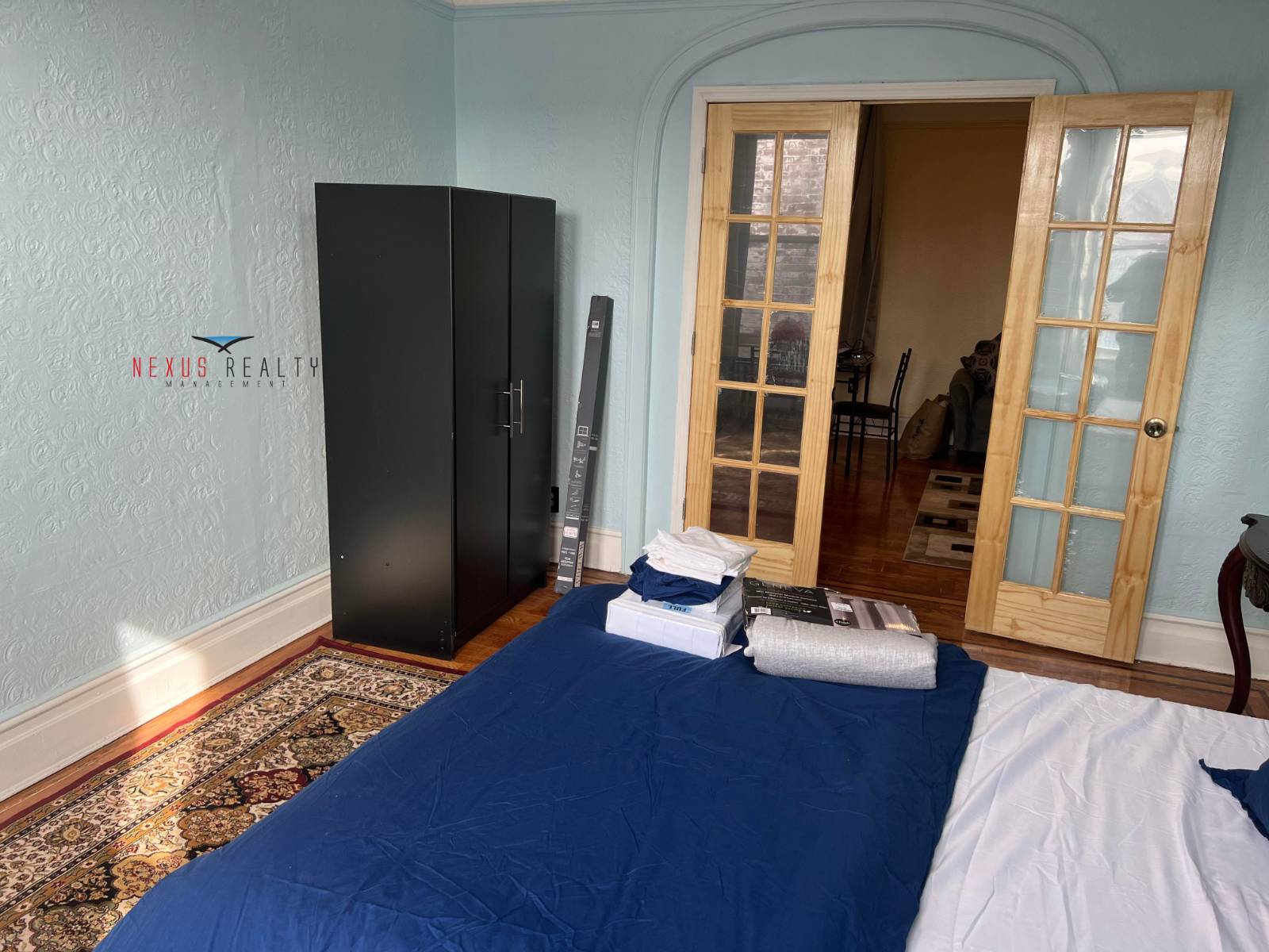 #8 photo, 69th street & 35th Avenue, Woodside , NY 11377