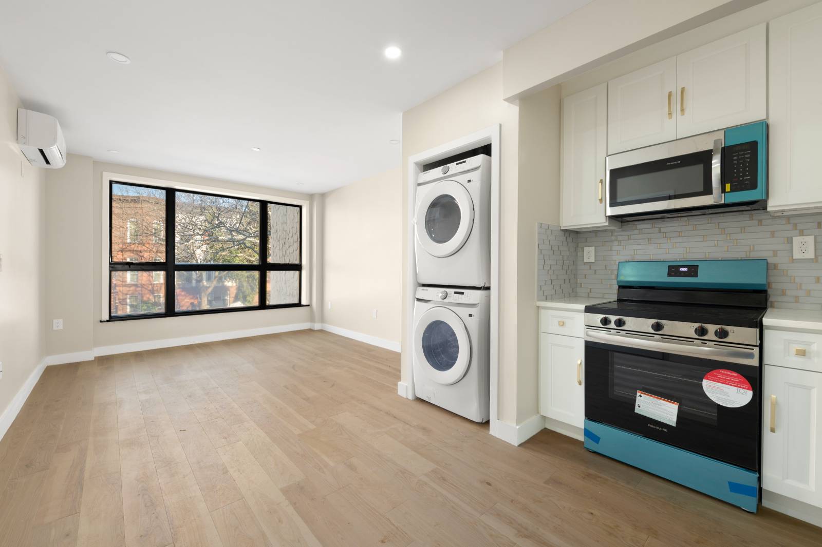 #1 photo, 458 Decatur St., #2, ブルックリン区 Bedford-Stuyvesant , NY 11233