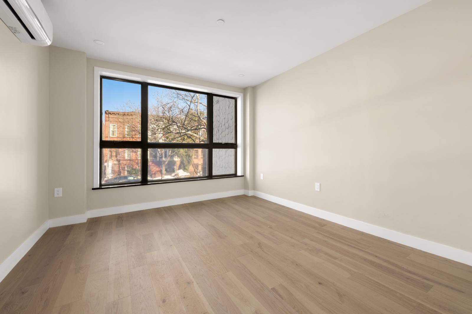 #2 photo, 458 Decatur St., #2, ブルックリン区 Bedford-Stuyvesant , NY 11233