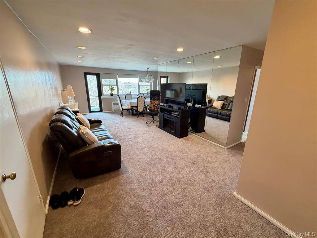 #6 photo, 89-35 155th Avenue, #4C, クイーンズ区 Howard Beach , NY 11414